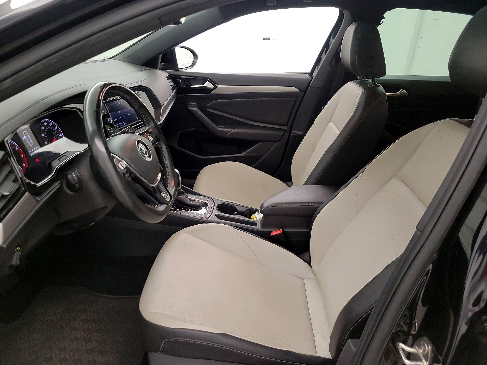 Thumbnail: 2019 Volkswagen Jetta - 11
