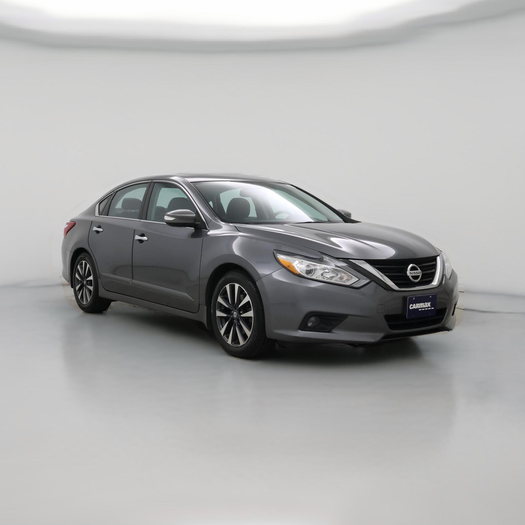 Thumbnail: 2016 Nissan Altima - 1