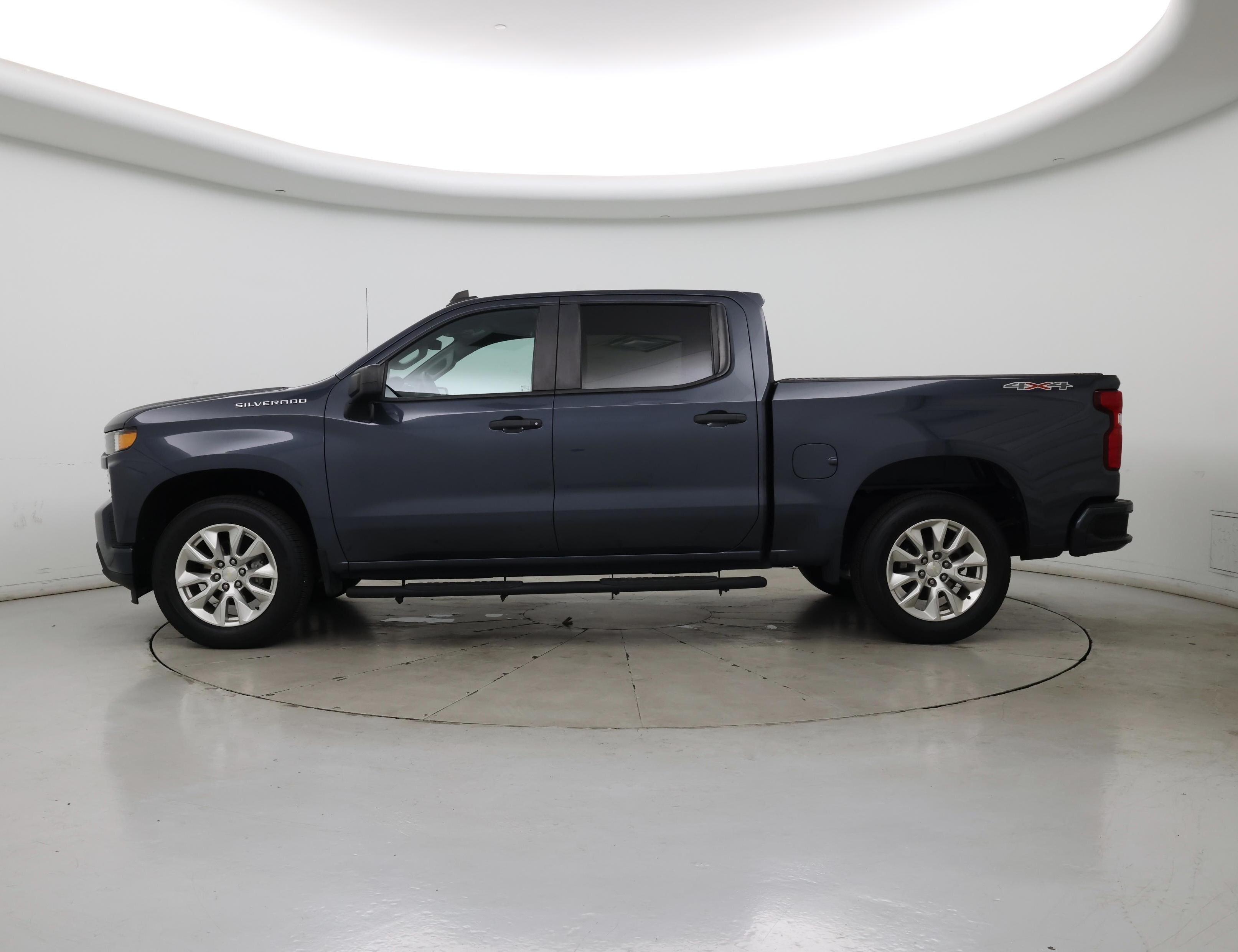 Thumbnail: 2021 Chevrolet Silverado 1500 - 3