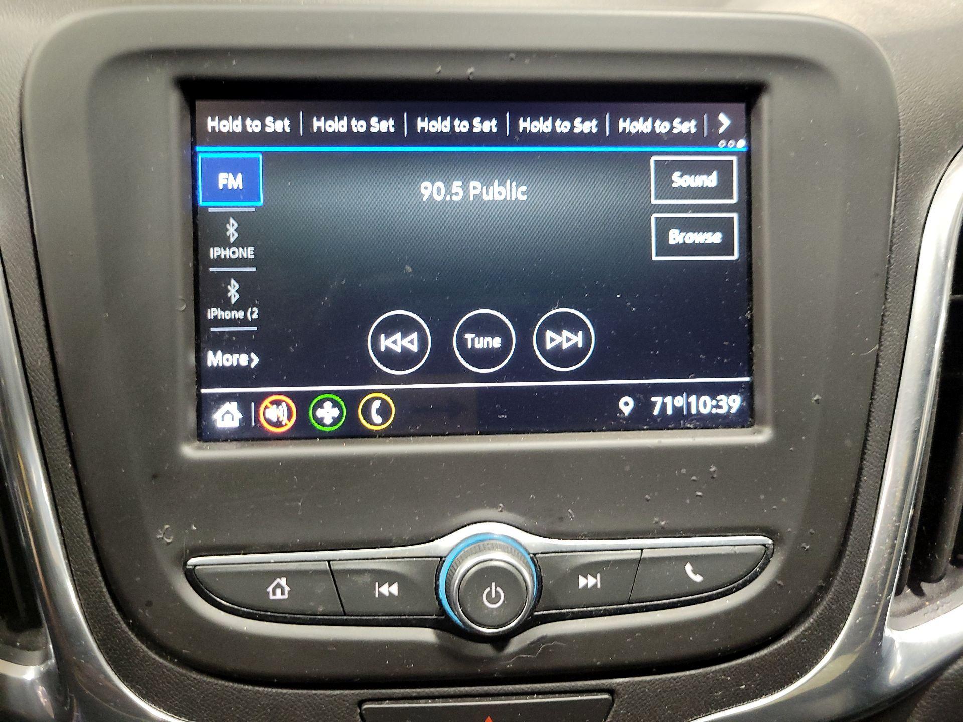 Thumbnail: 2019 Chevrolet Equinox - 14