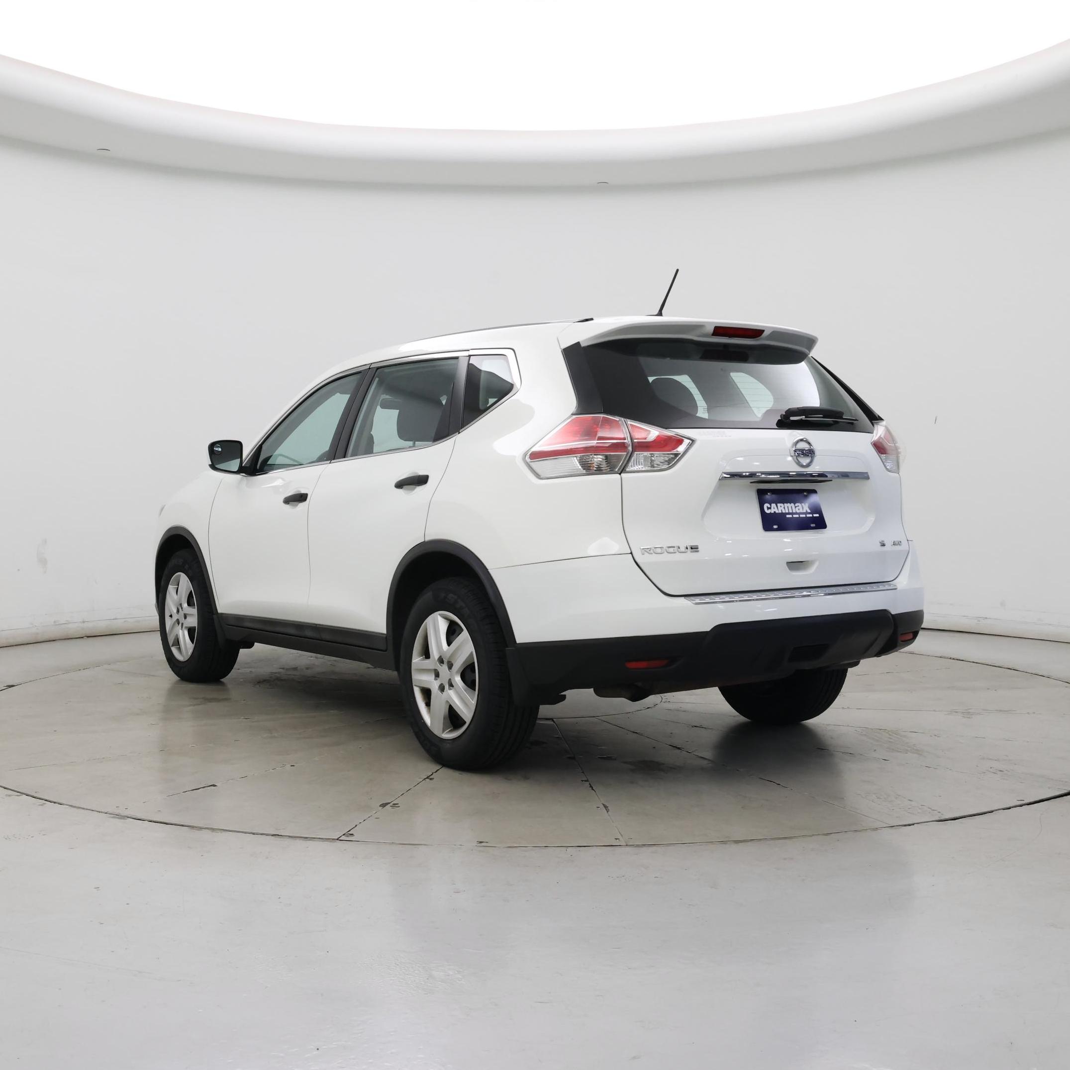 Thumbnail: 2016 Nissan Rogue - 2