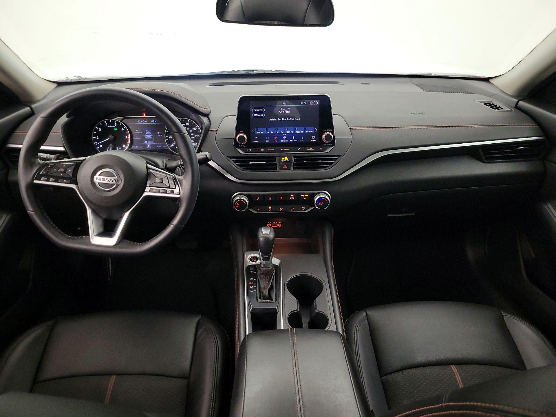 Thumbnail: 2020 Nissan Altima - 9