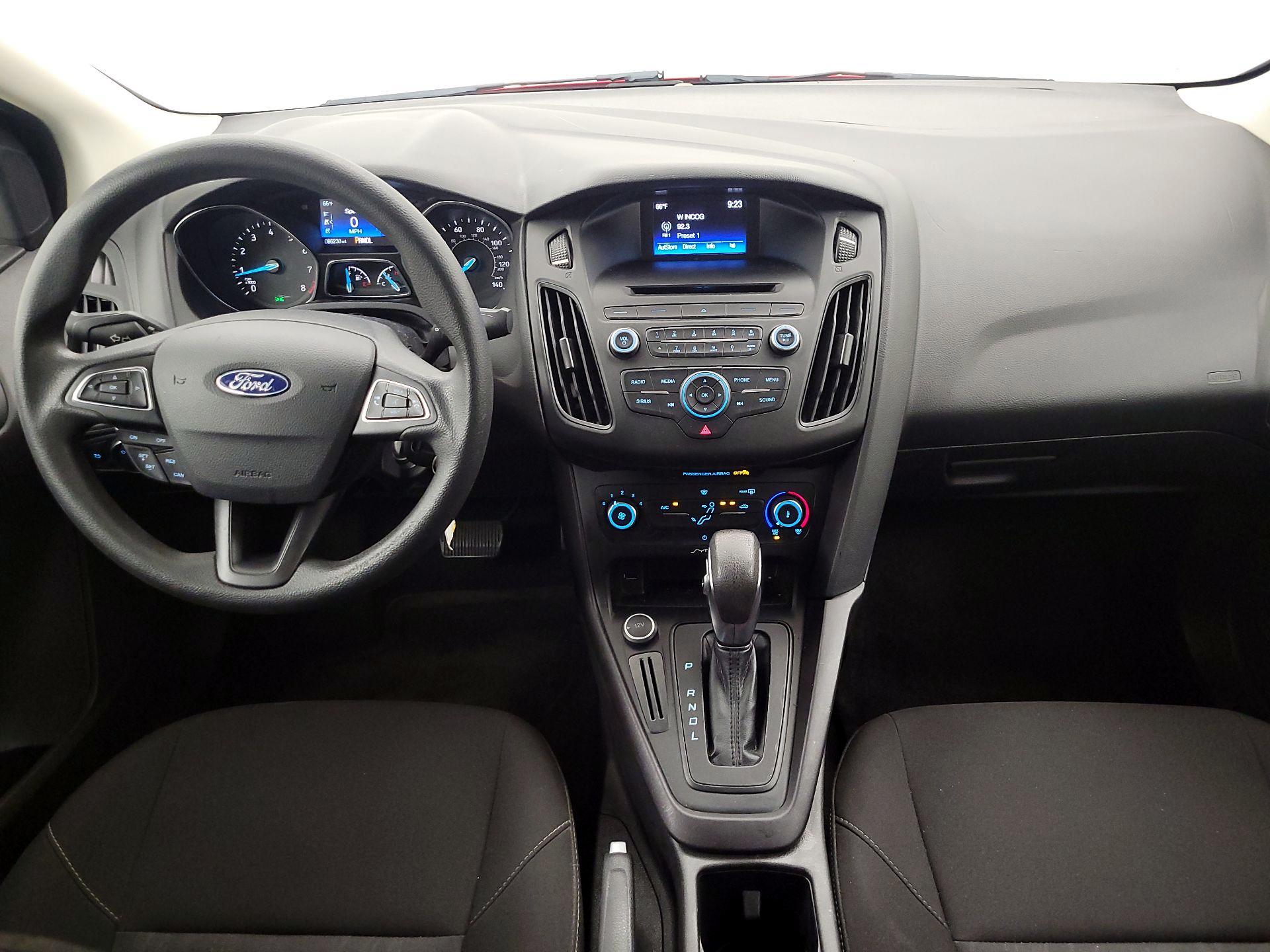 Thumbnail: 2017 Ford Focus - 9