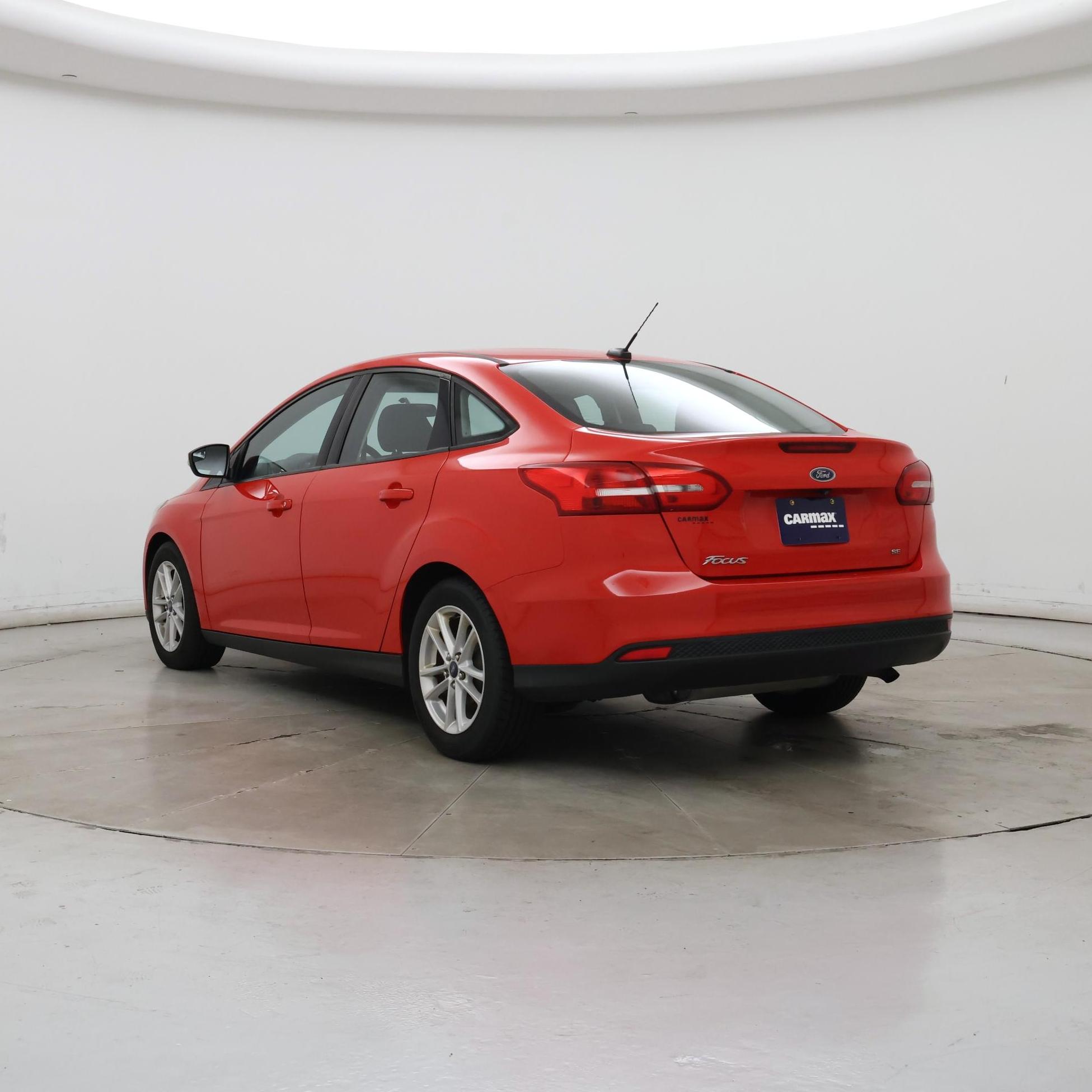 Thumbnail: 2017 Ford Focus - 2