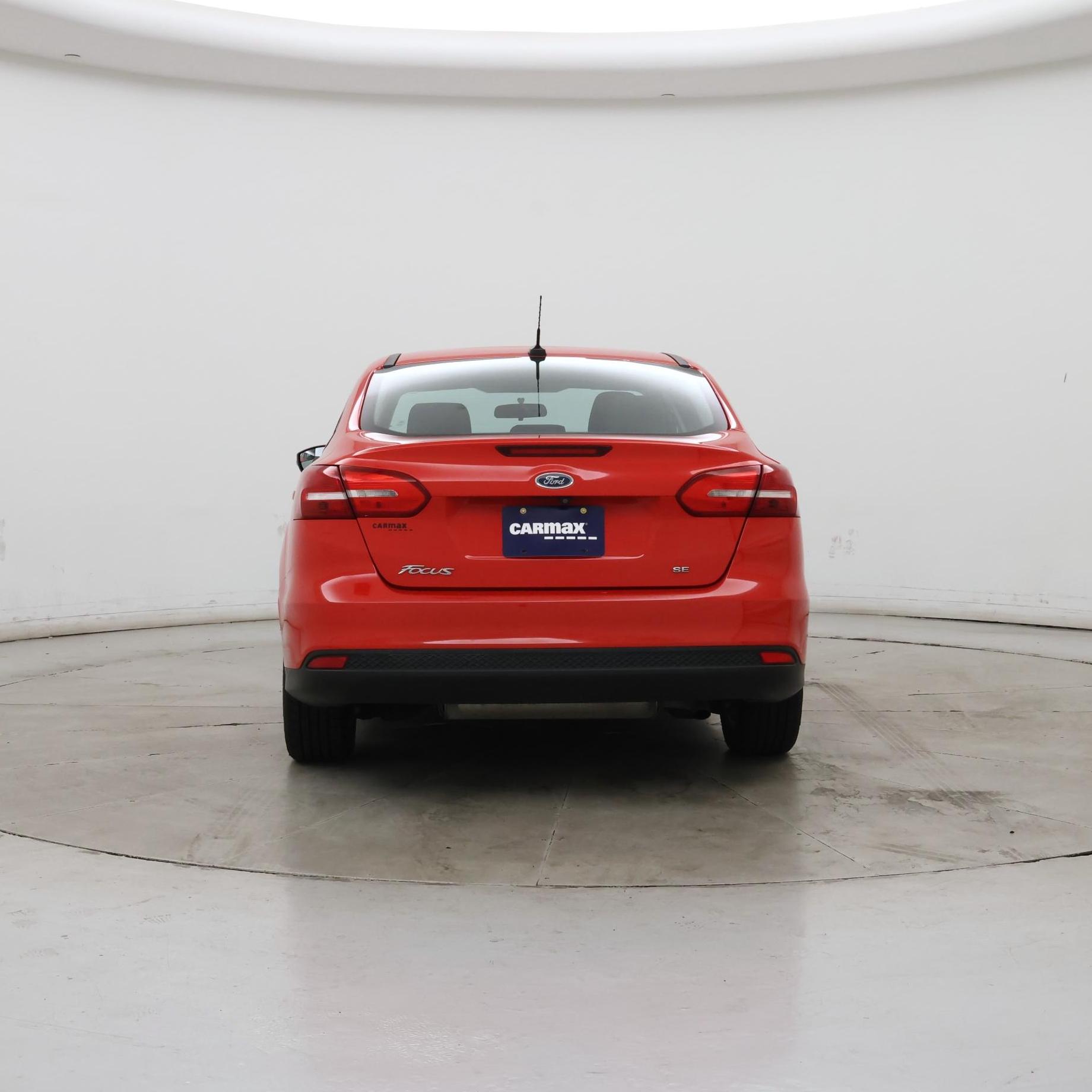 Thumbnail: 2017 Ford Focus - 6