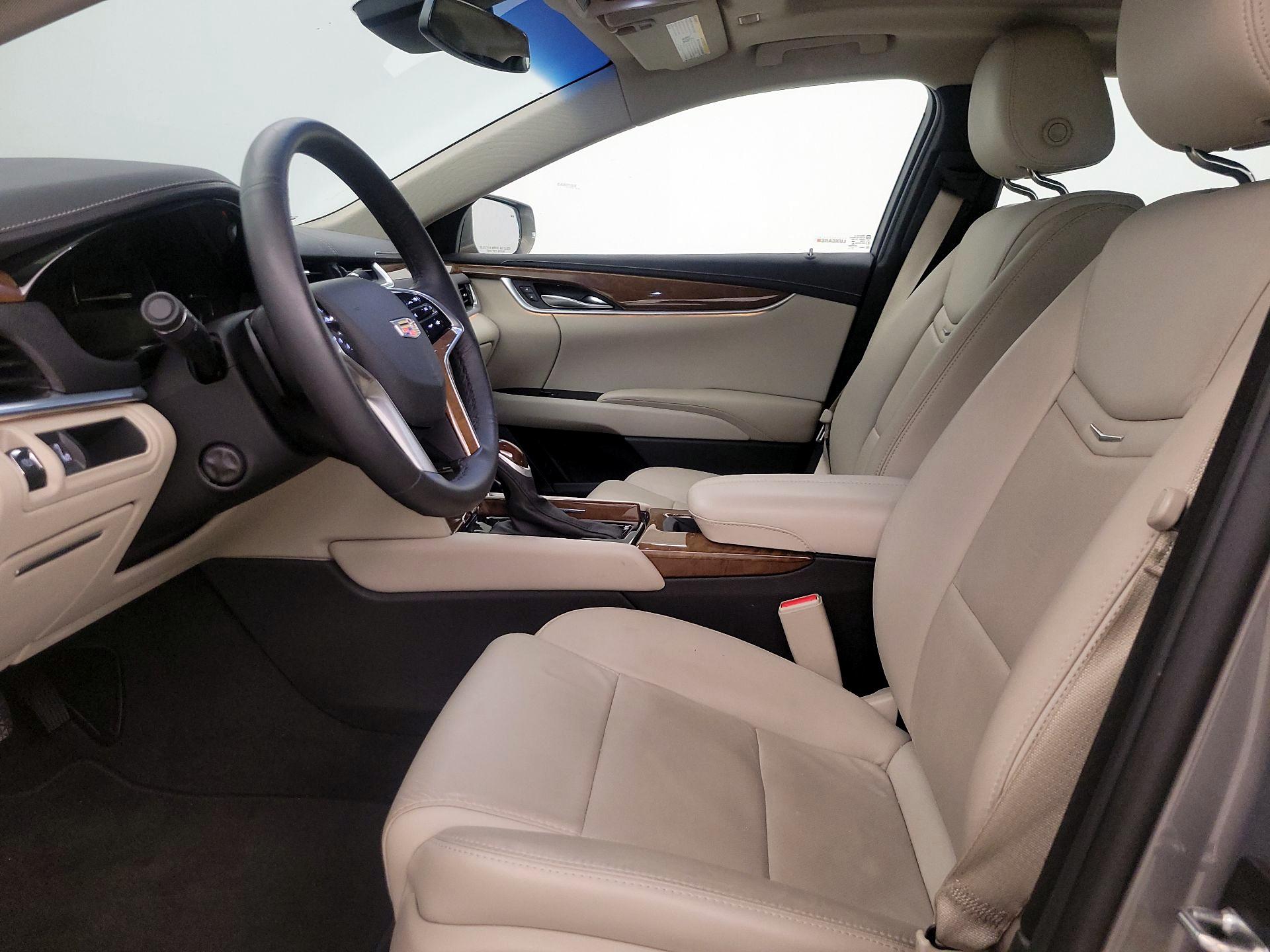 Thumbnail: 2018 Cadillac XTS - 11