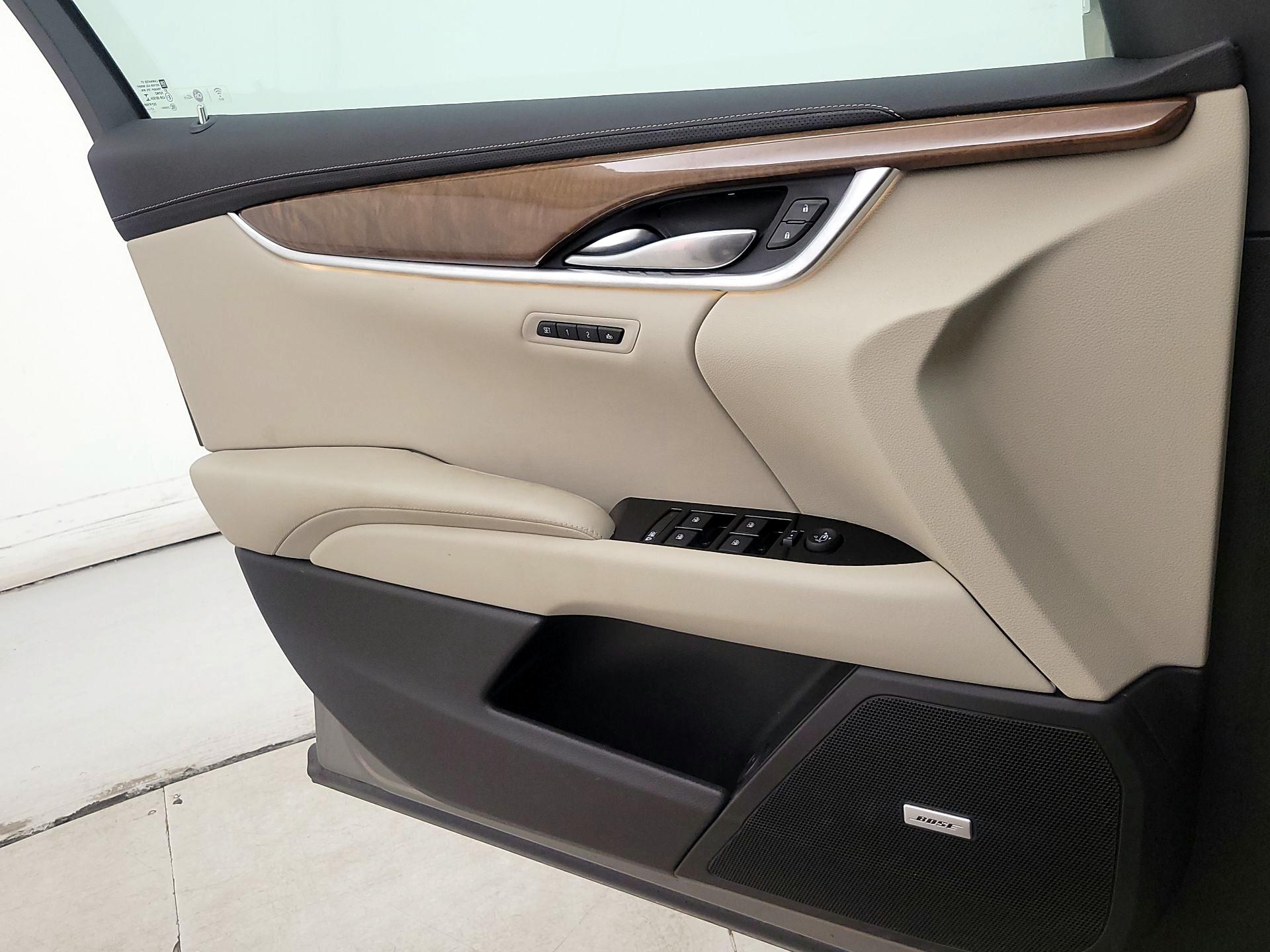 Thumbnail: 2018 Cadillac XTS - 12