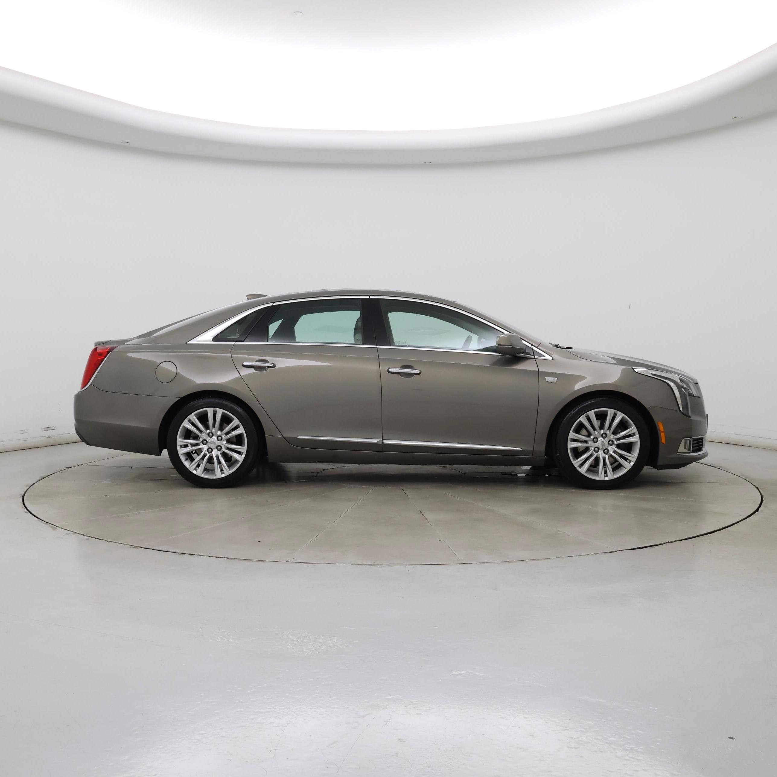 Thumbnail: 2018 Cadillac XTS - 7