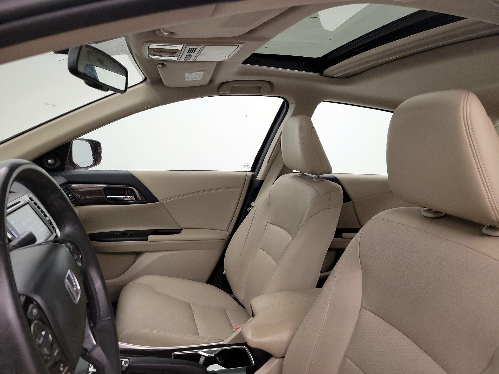 Thumbnail: 2016 Honda Accord - 19