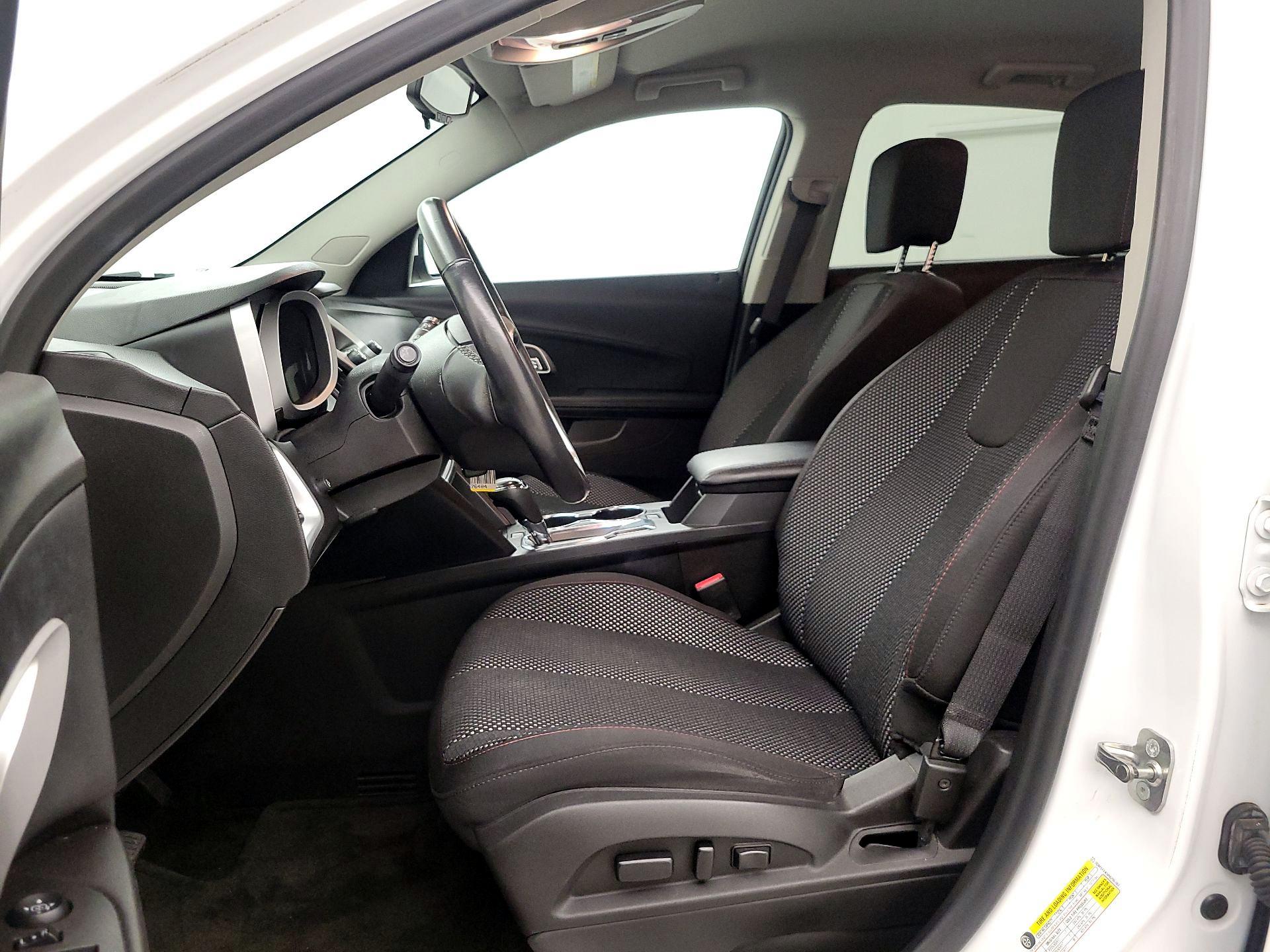 Thumbnail: 2017 Chevrolet Equinox - 11