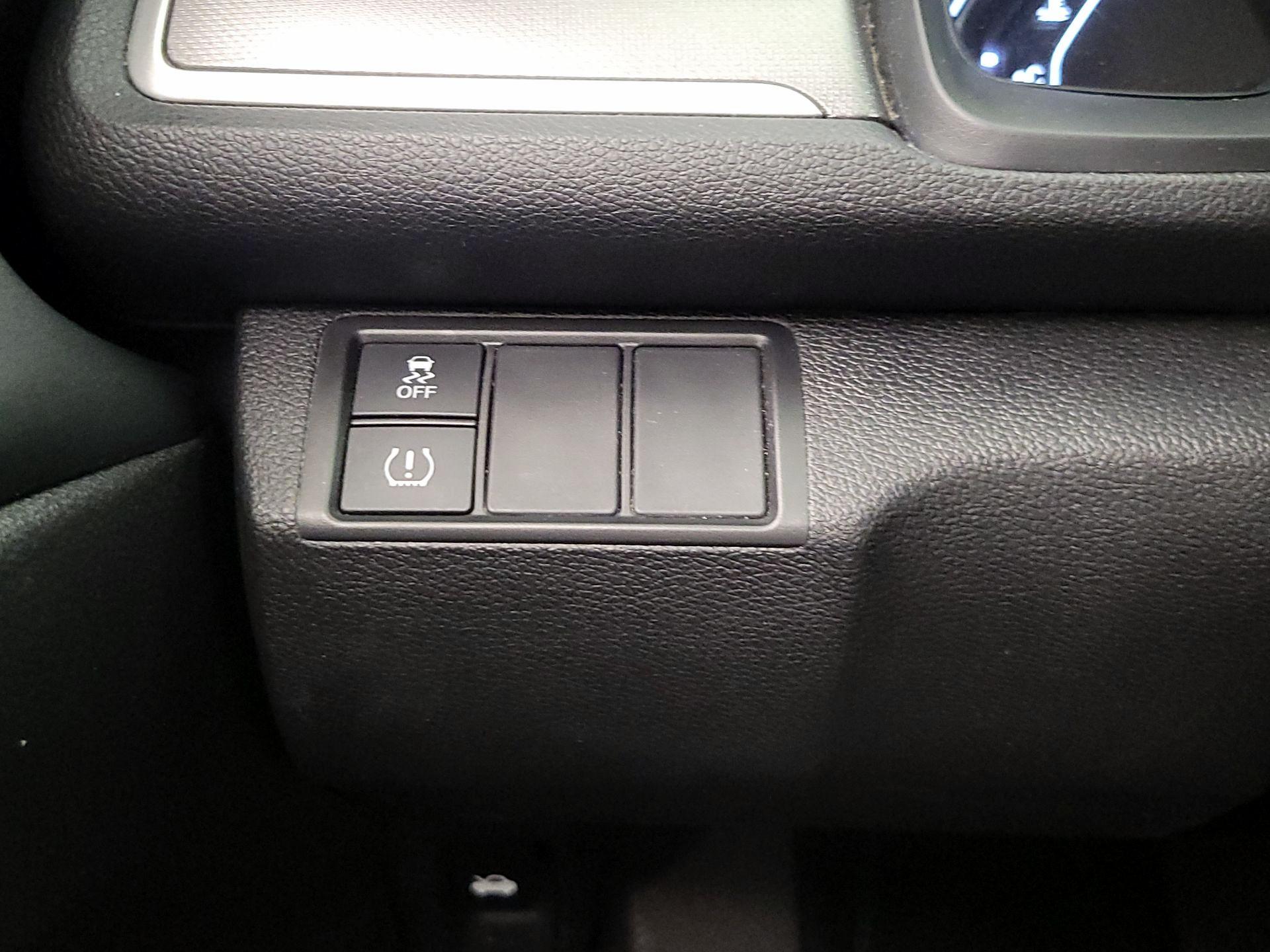 Thumbnail: 2016 Honda Civic - 13