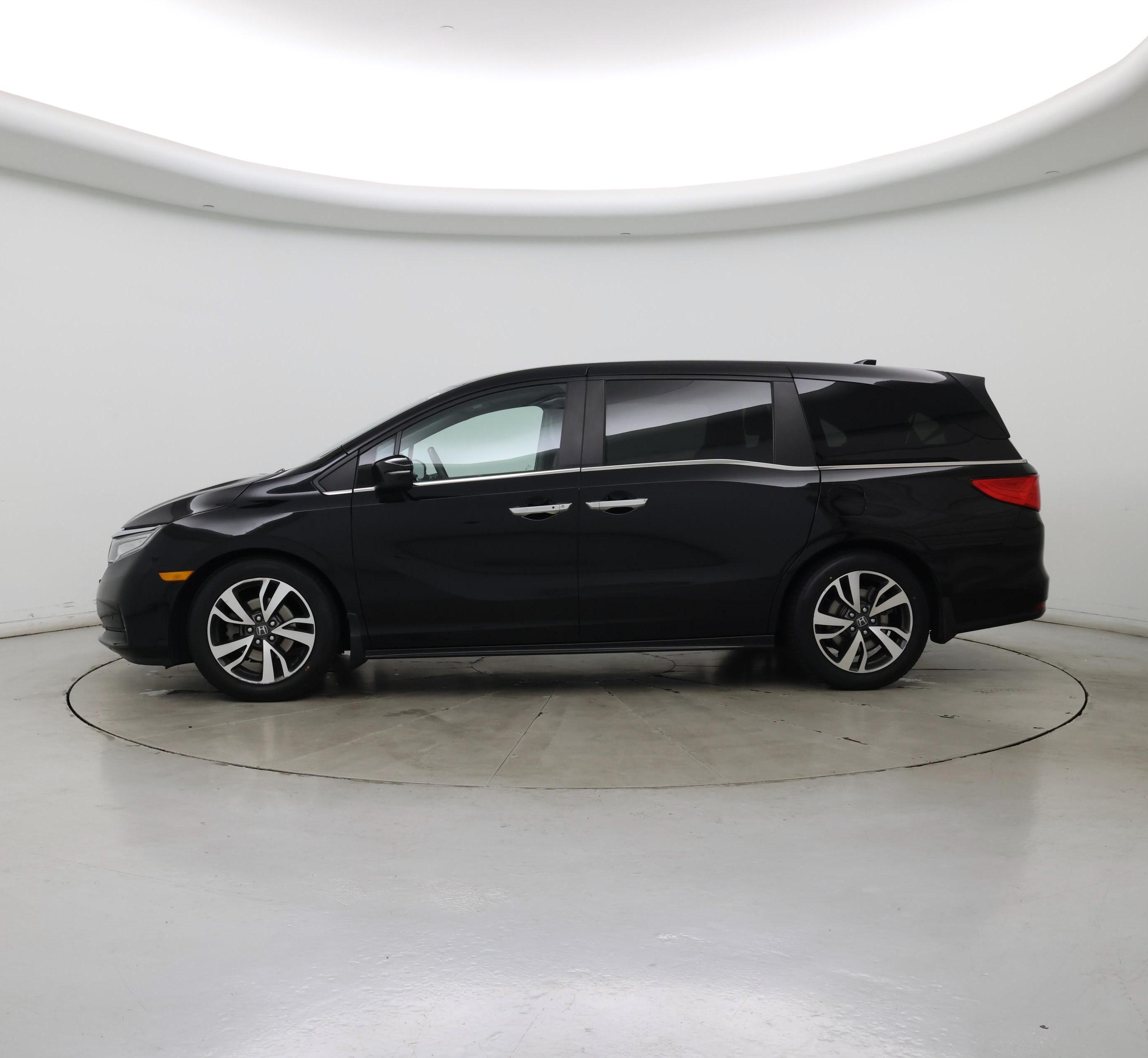 Thumbnail: 2022 Honda Odyssey - 3