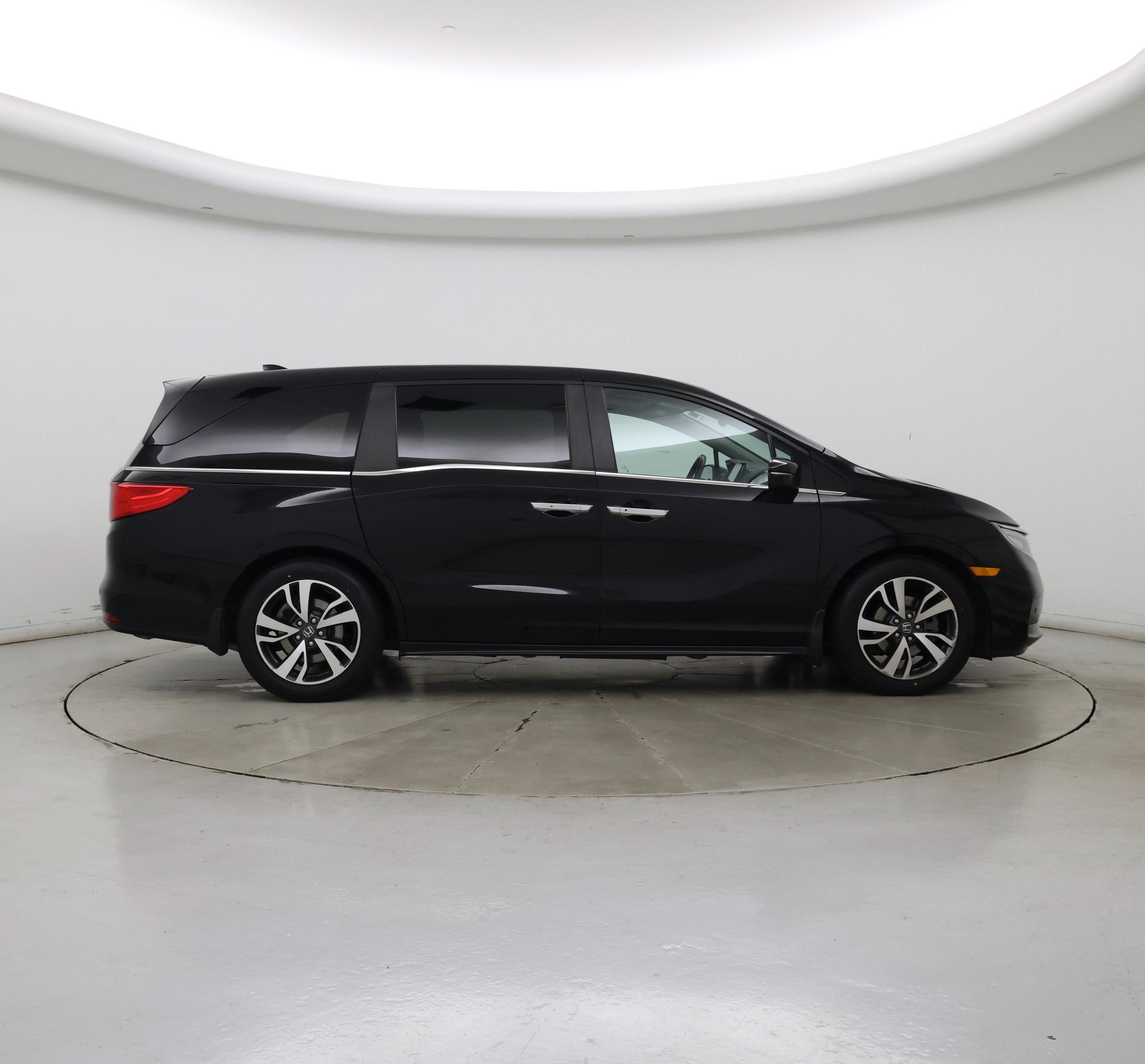 Thumbnail: 2022 Honda Odyssey - 7