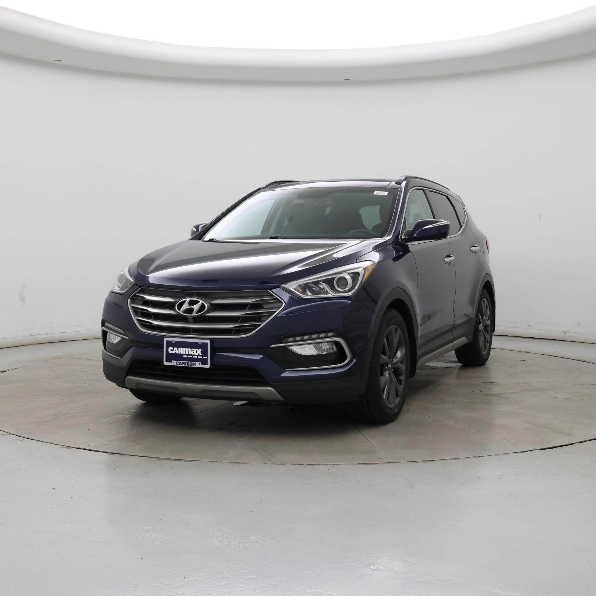 Thumbnail: 2017 Hyundai Santa Fe - 4