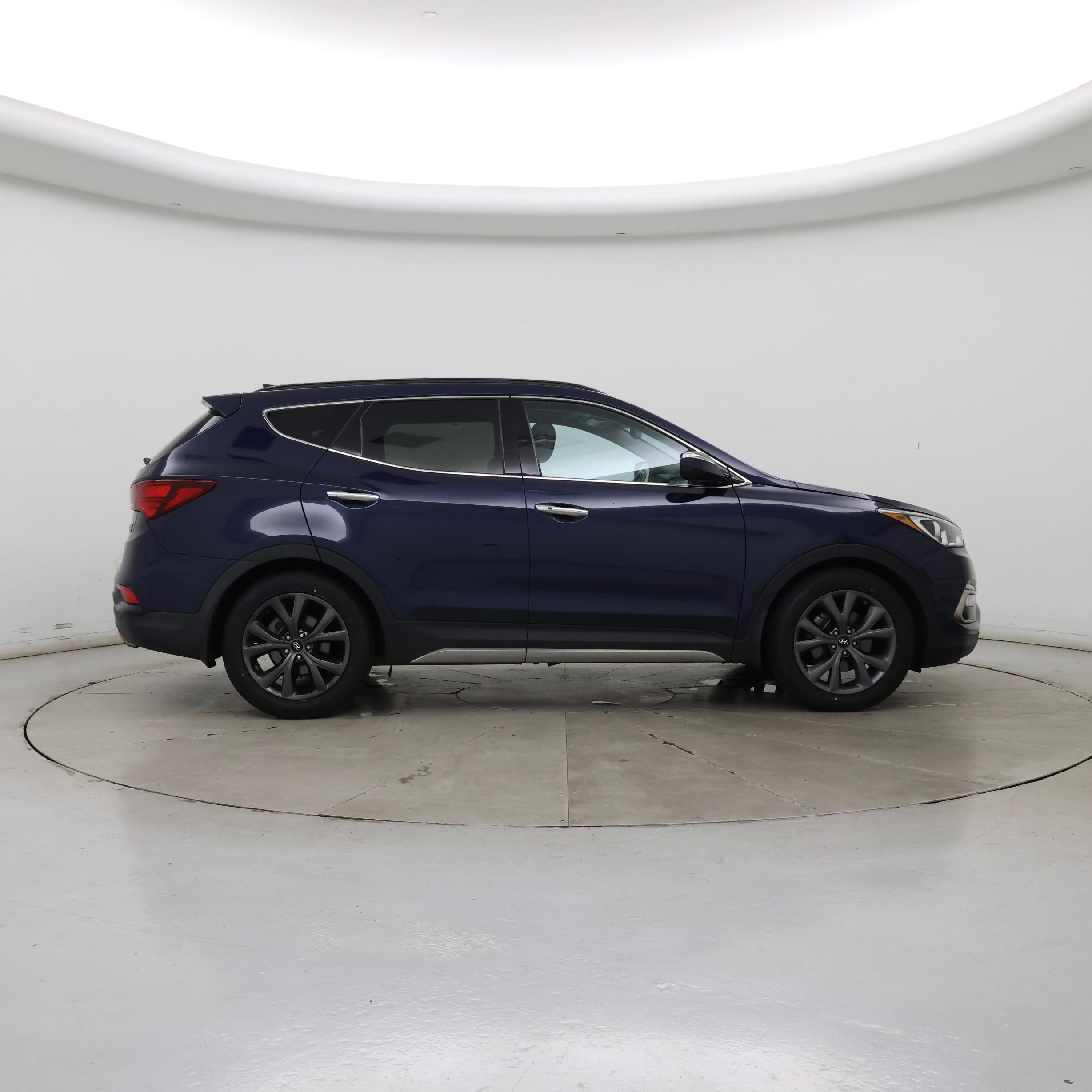 Thumbnail: 2017 Hyundai Santa Fe - 7