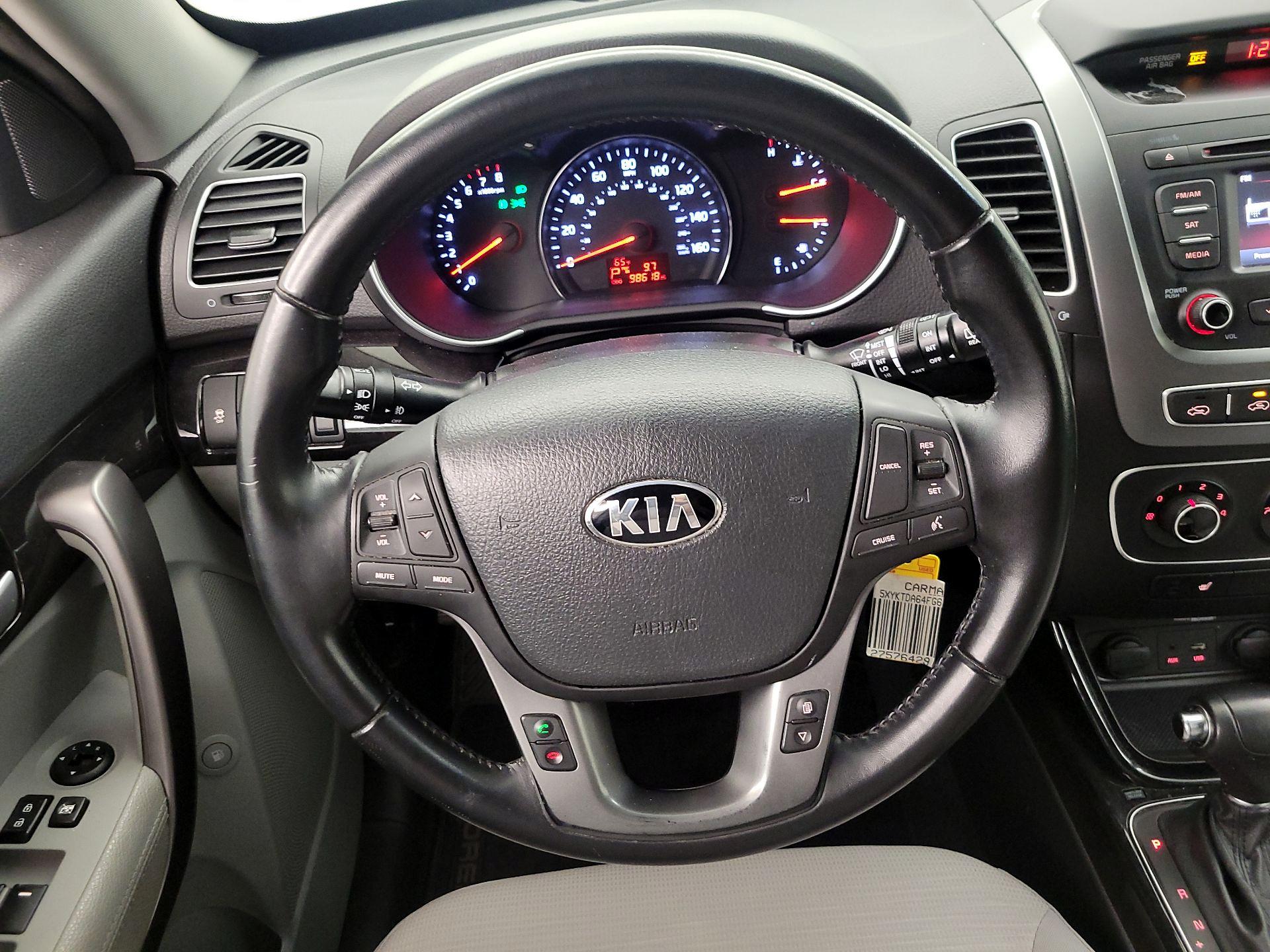 Thumbnail: 2015 Kia Sorento - 10
