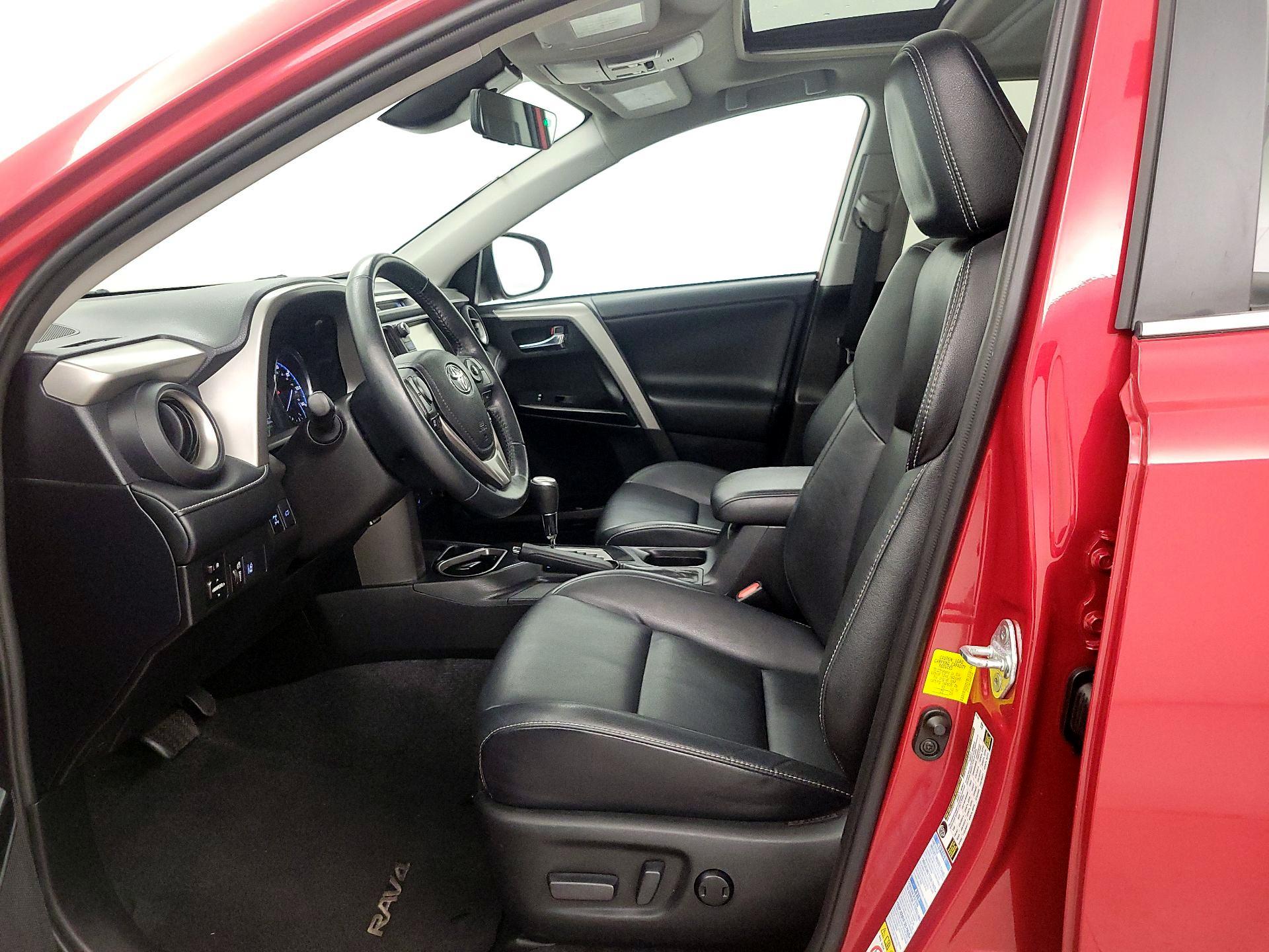 Thumbnail: 2017 Toyota RAV4 - 11