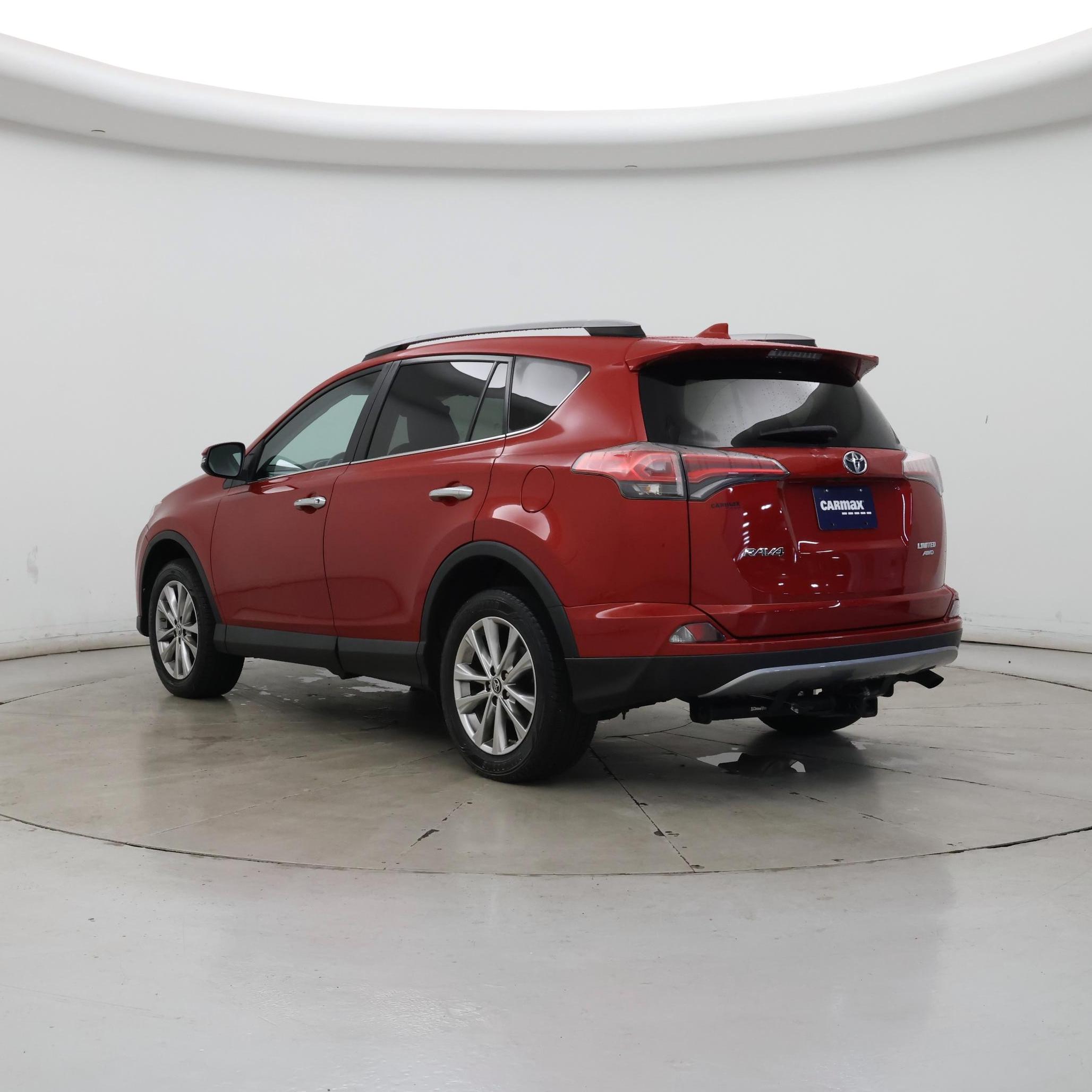 Thumbnail: 2017 Toyota RAV4 - 2