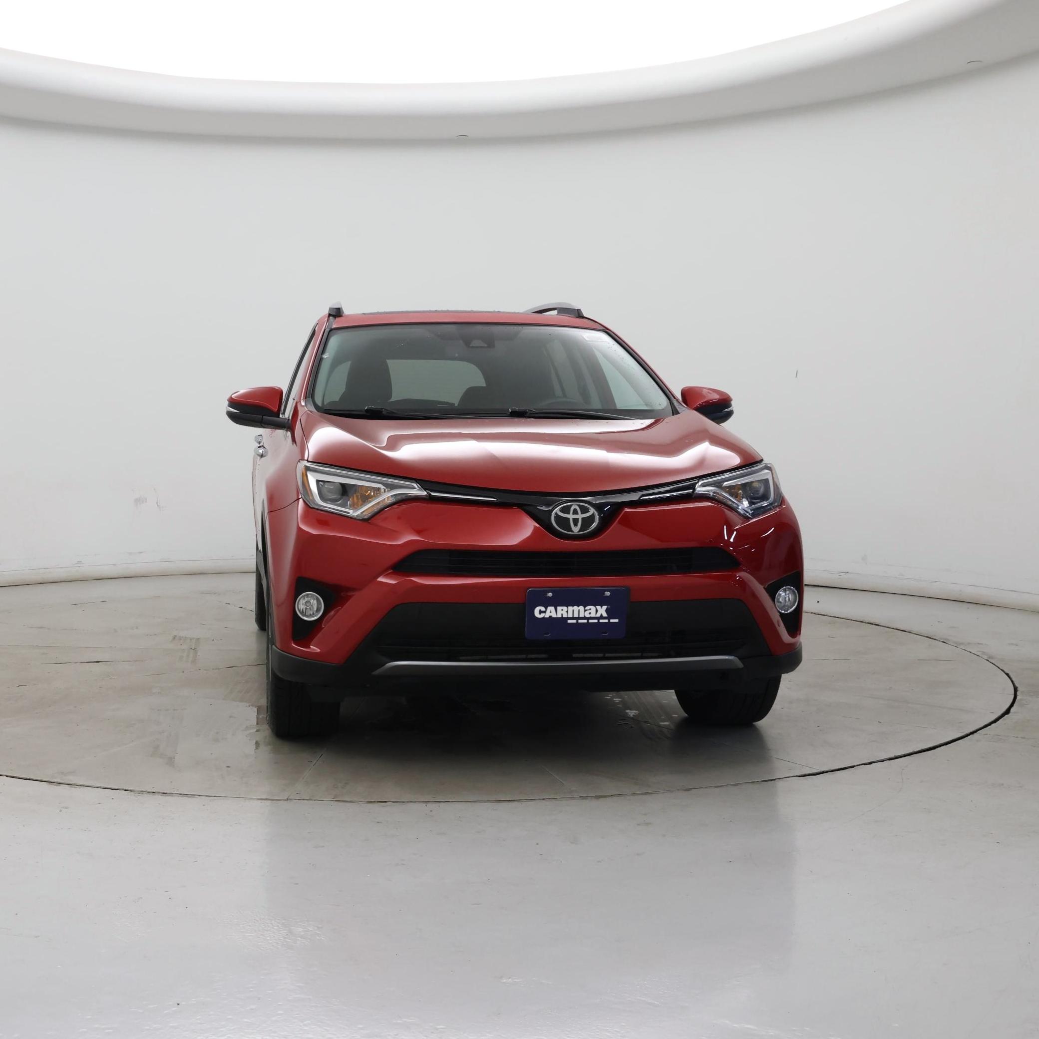 Thumbnail: 2017 Toyota RAV4 - 5