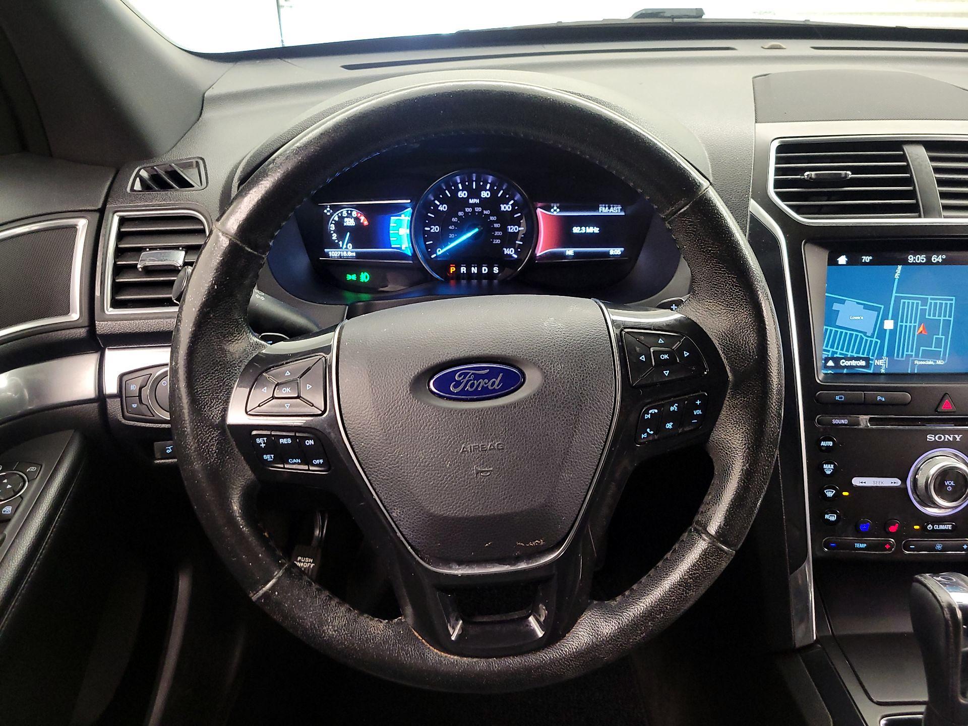 Thumbnail: 2017 Ford Explorer - 10
