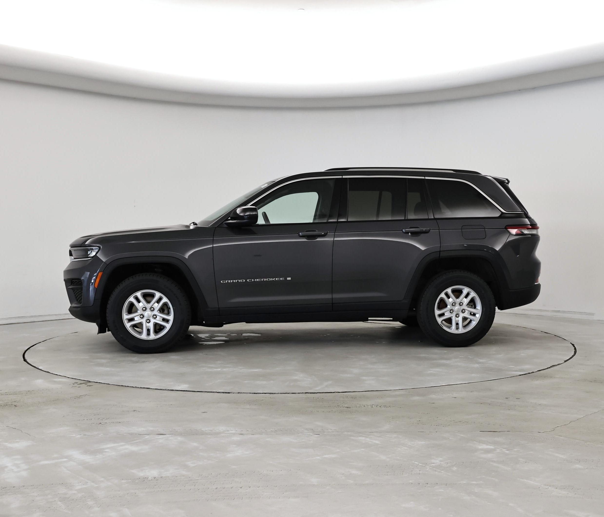 Thumbnail: 2023 Jeep Grand Cherokee - 3
