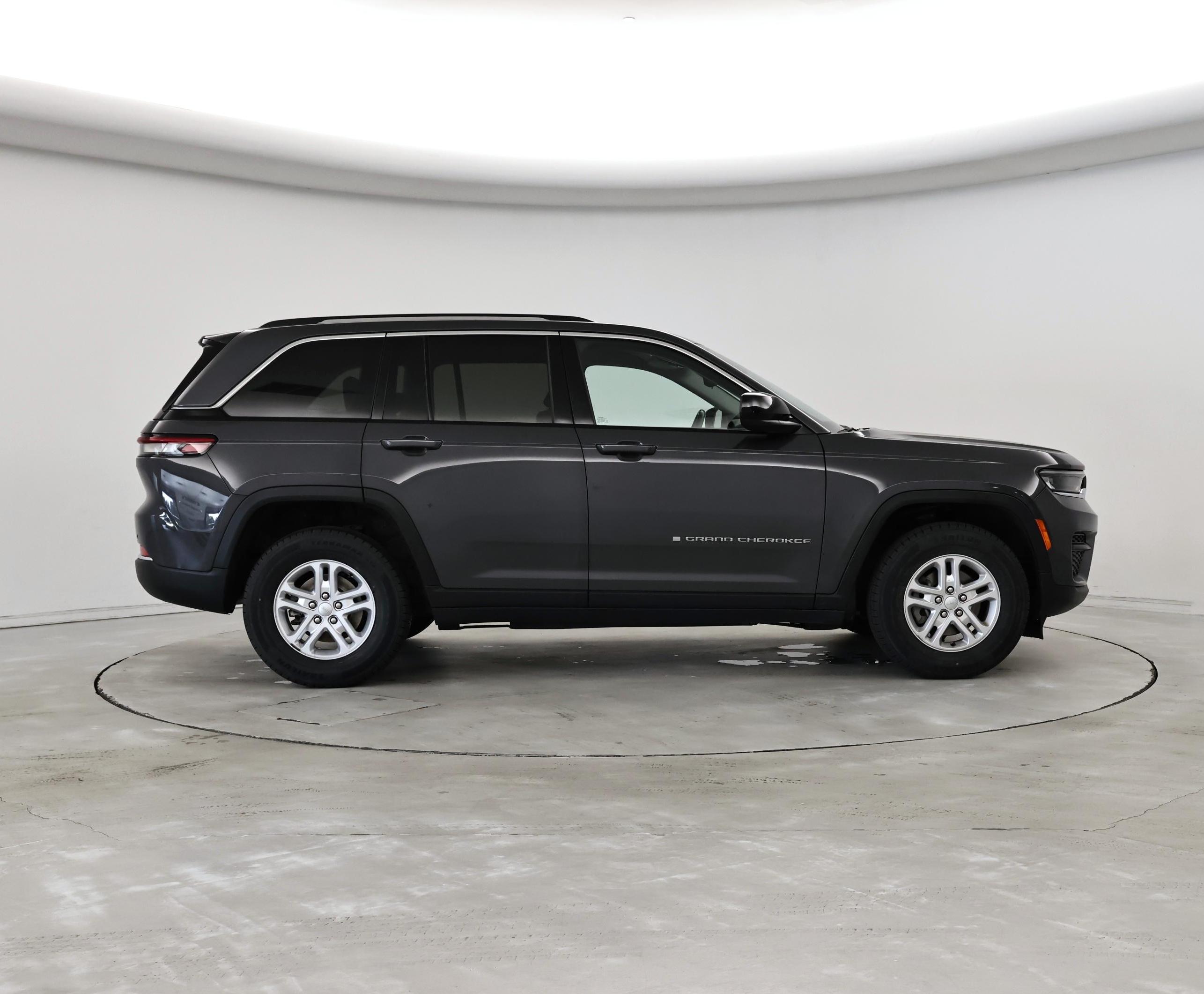 Thumbnail: 2023 Jeep Grand Cherokee - 7
