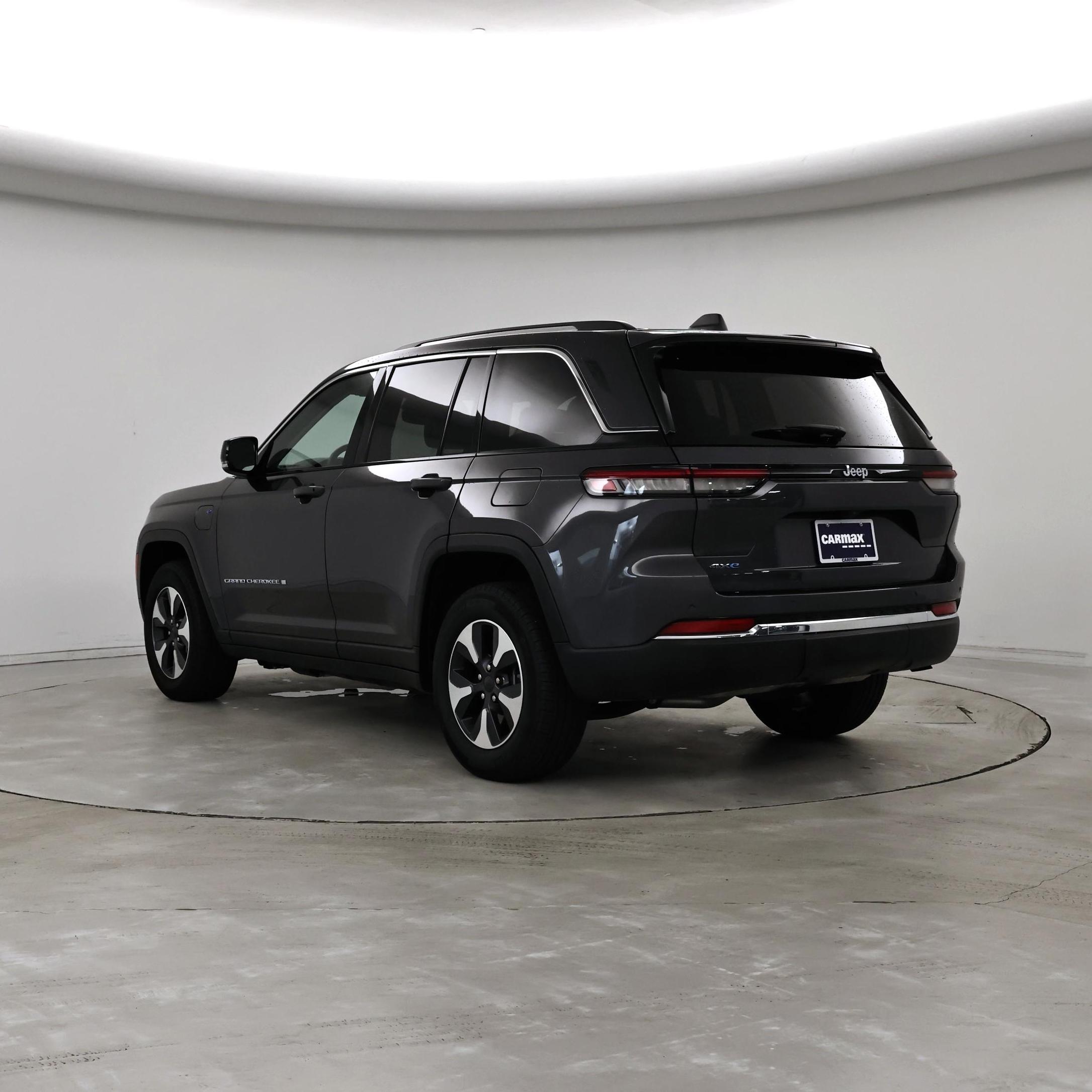 Thumbnail: 2023 Jeep Grand Cherokee - 2