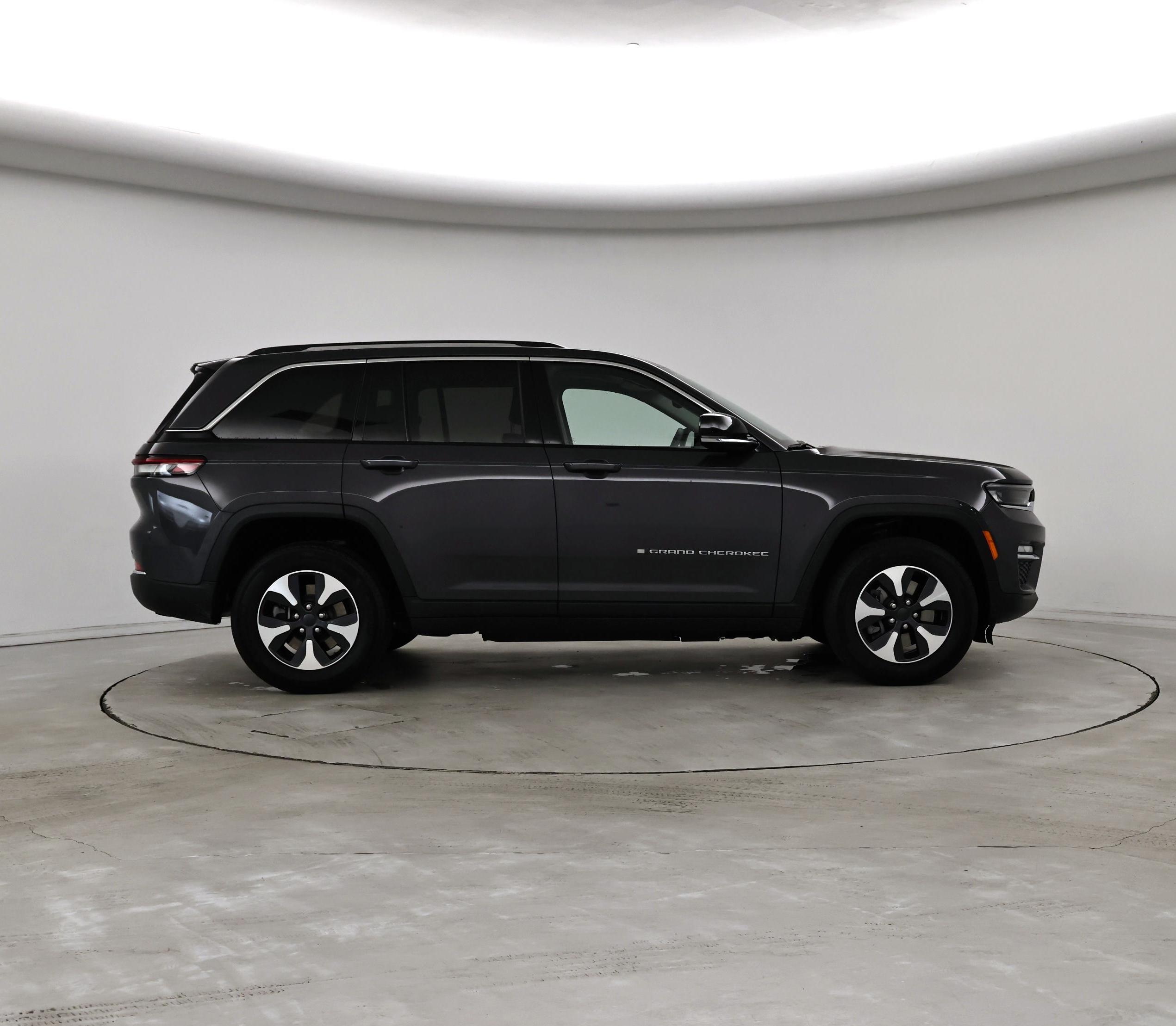 Thumbnail: 2023 Jeep Grand Cherokee - 7