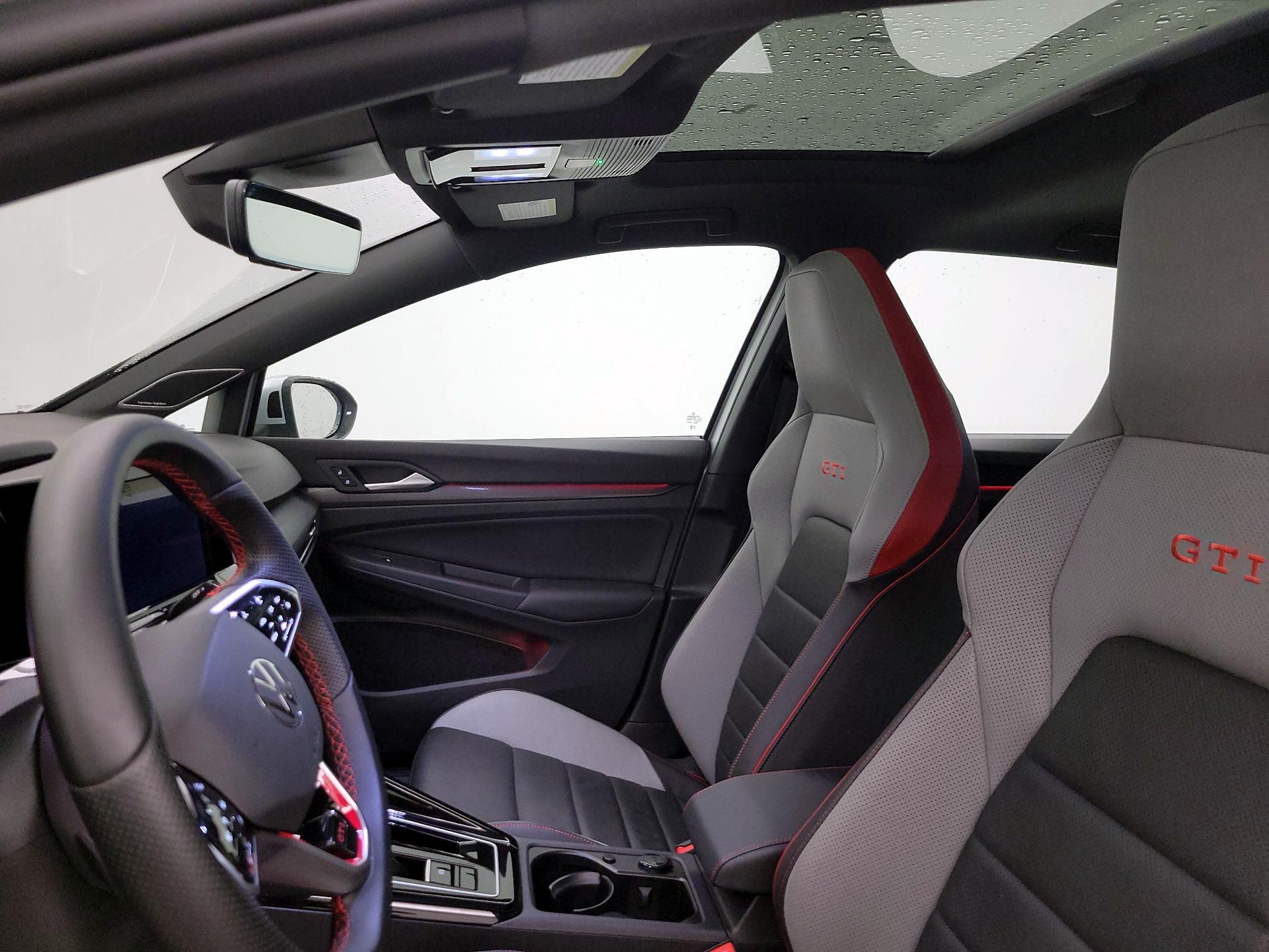 Thumbnail: 2024 Volkswagen Golf - 20