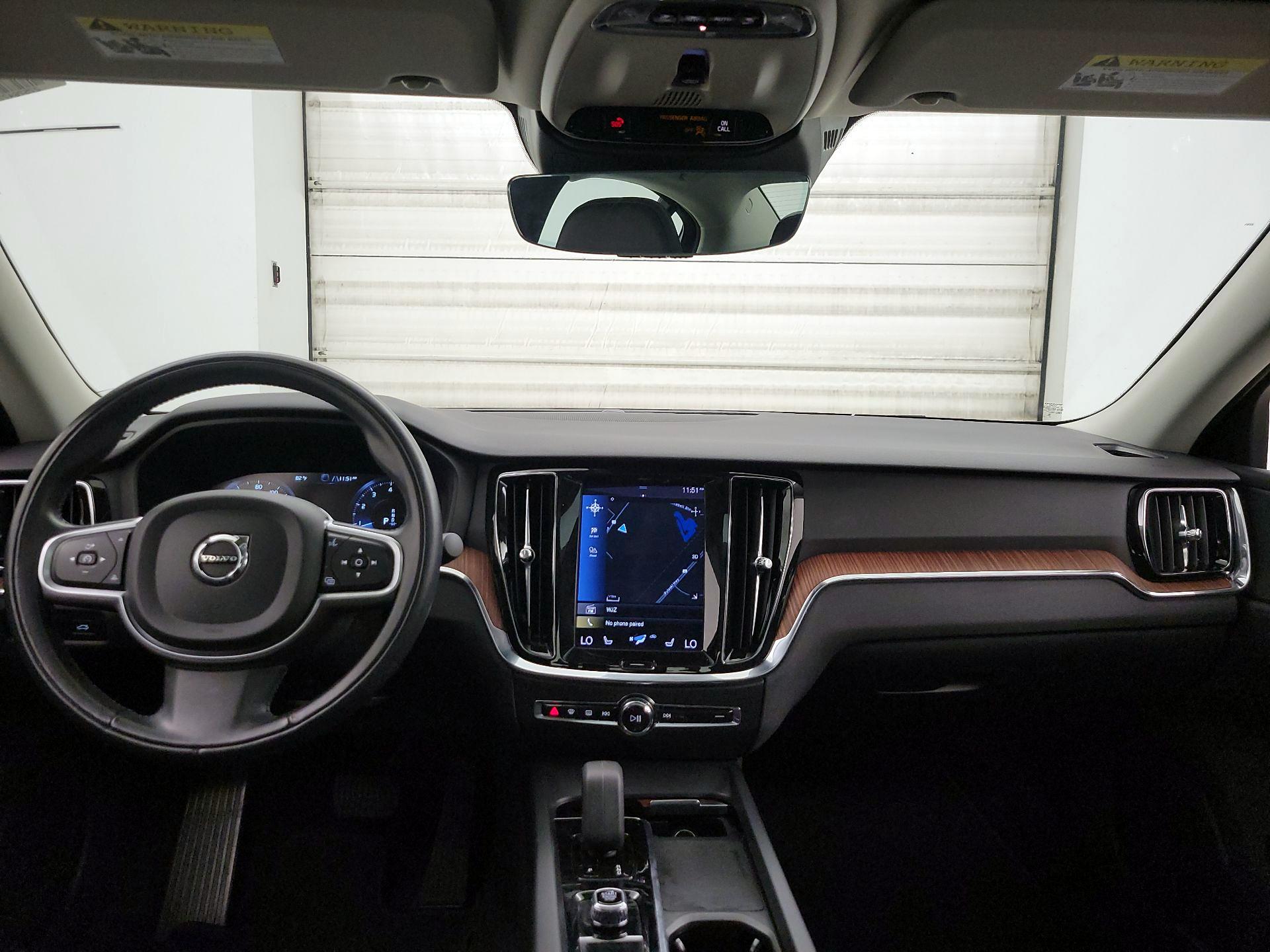 Thumbnail: 2022 Volvo S60 - 9