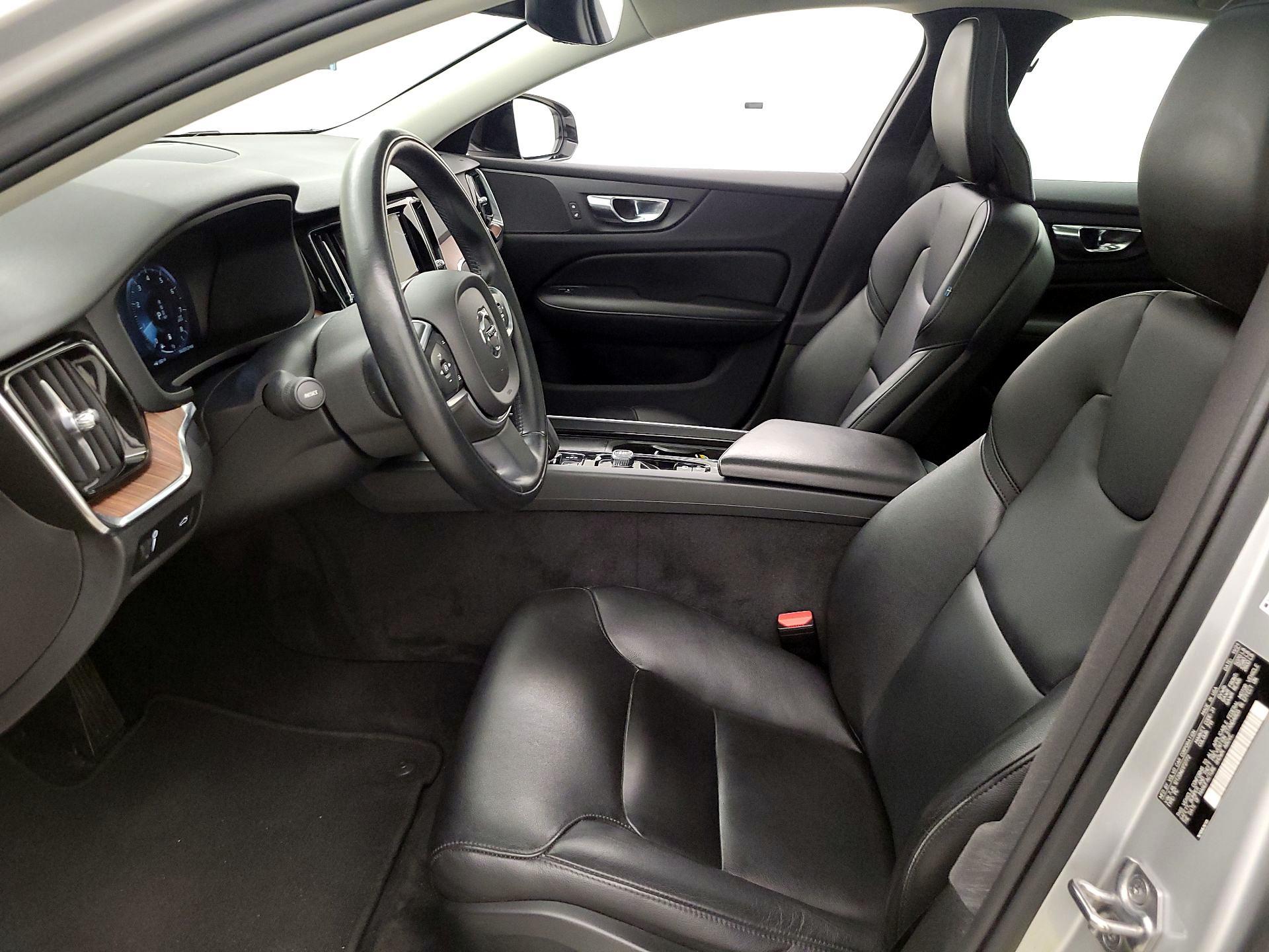 Thumbnail: 2022 Volvo S60 - 11