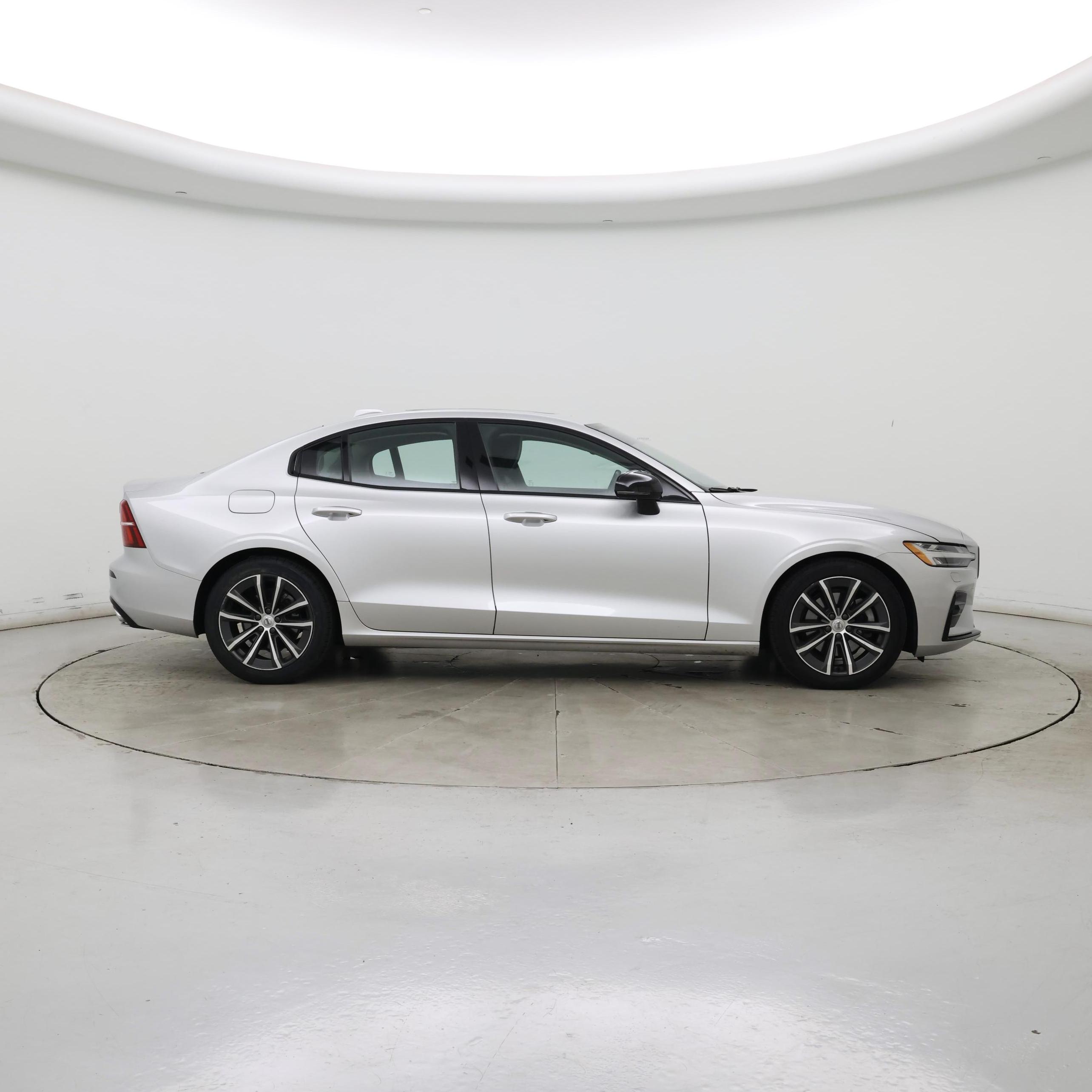 Thumbnail: 2022 Volvo S60 - 7