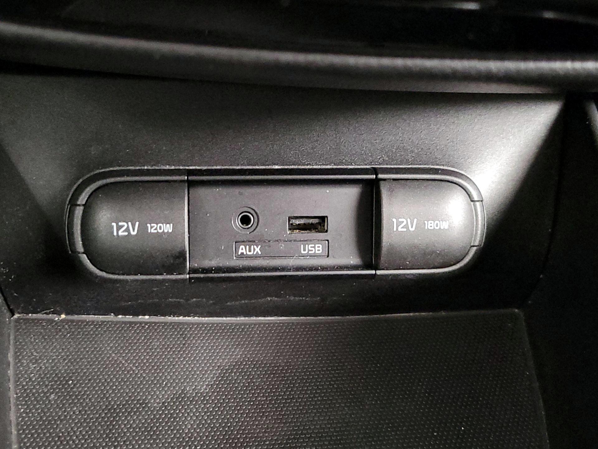 Thumbnail: 2014 Kia Soul - 18