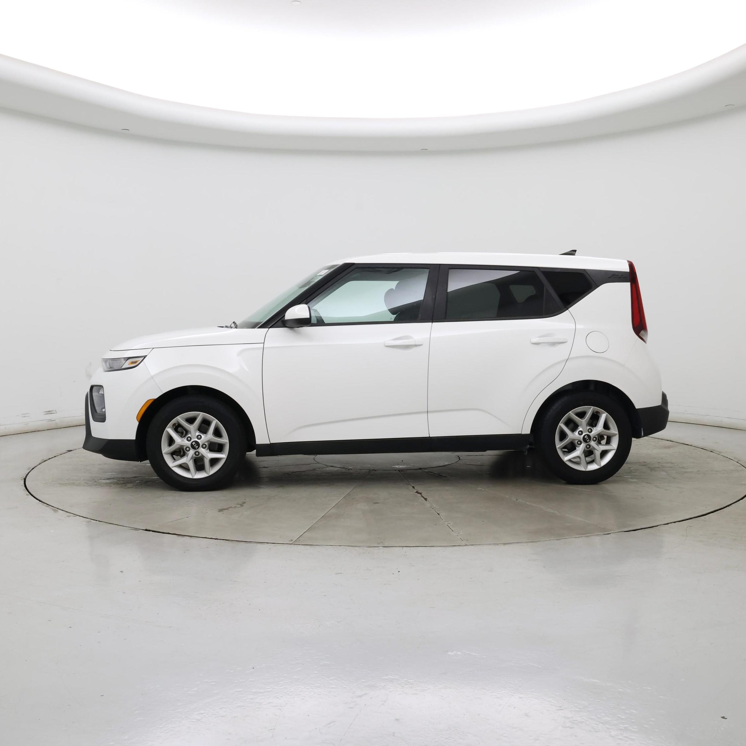 Thumbnail: 2020 Kia Soul - 3