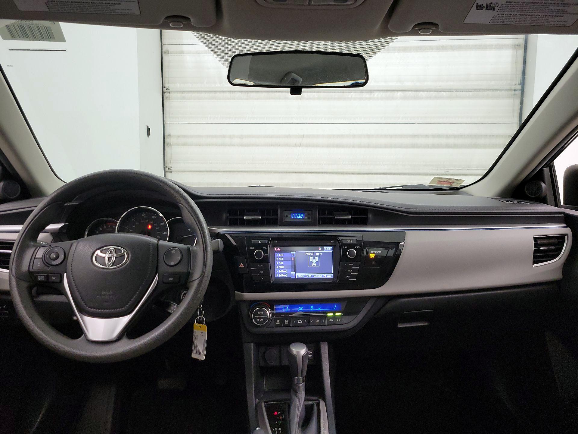 Thumbnail: 2014 Toyota Corolla - 9