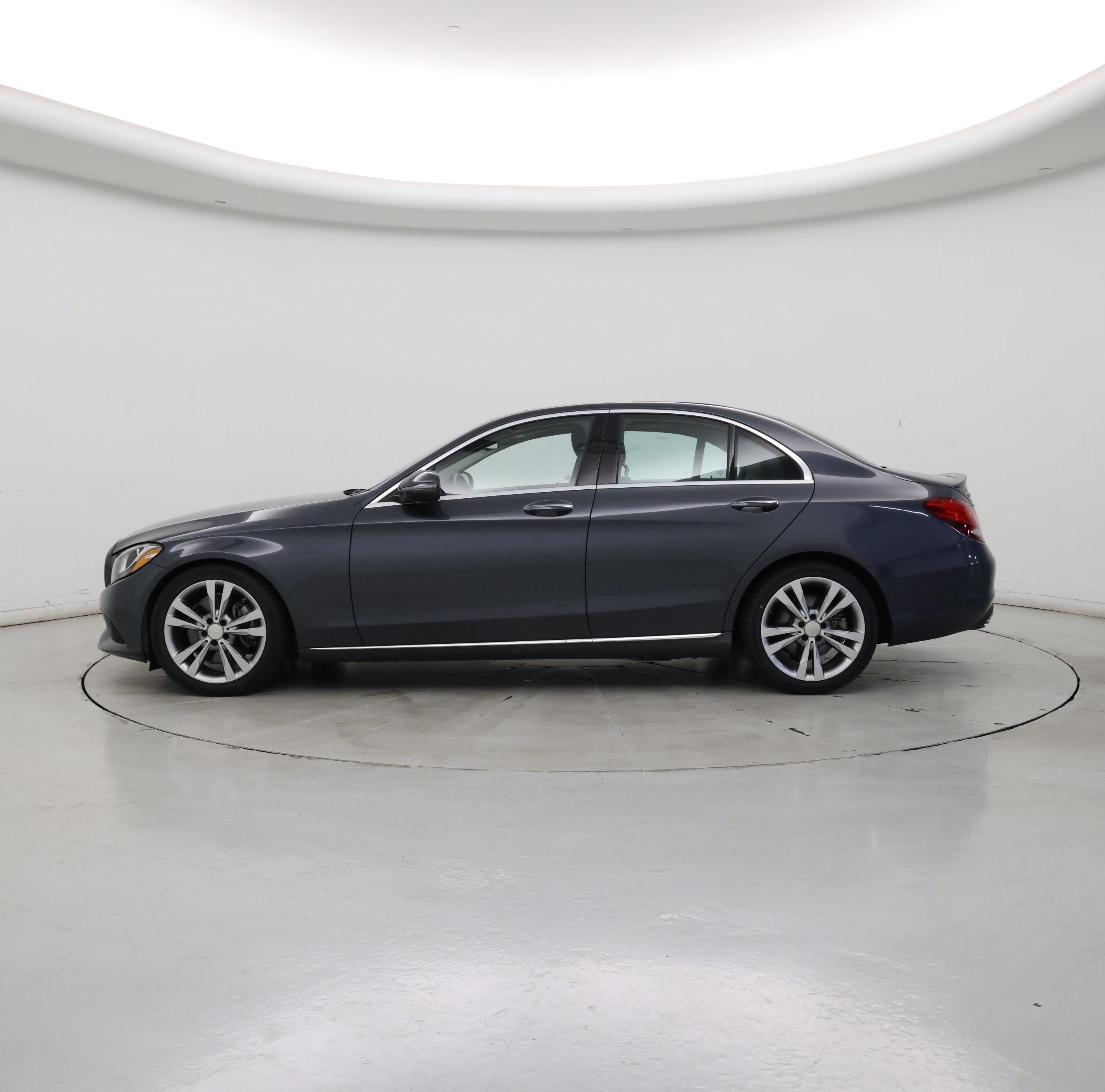 Thumbnail: 2016 Mercedes-Benz C-Class - 3