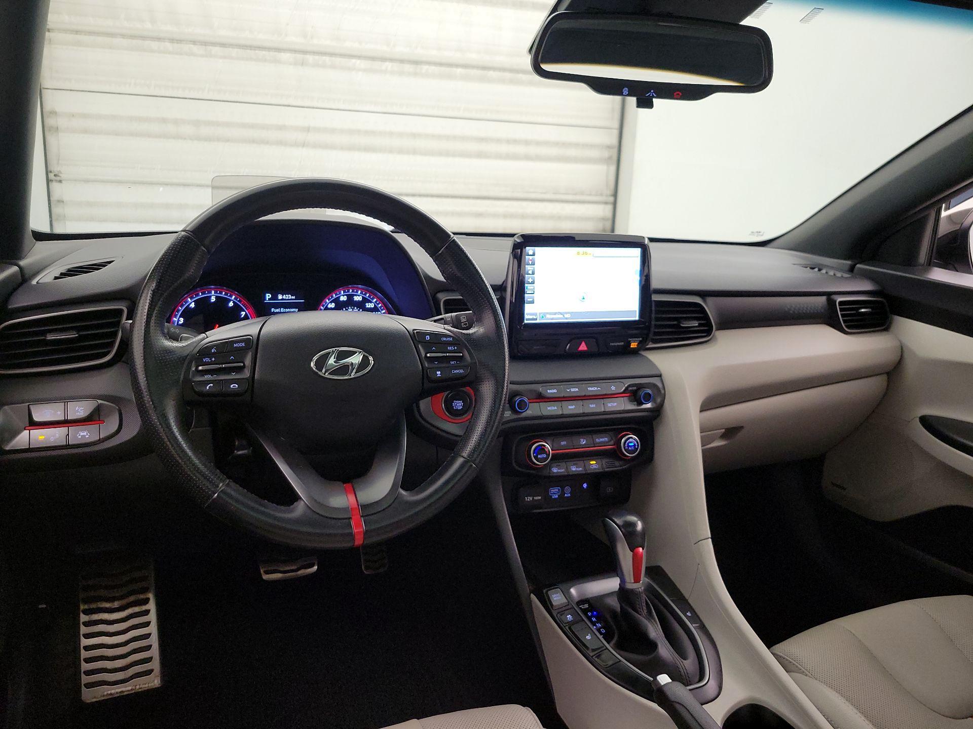 Thumbnail: 2020 Hyundai Veloster - 9