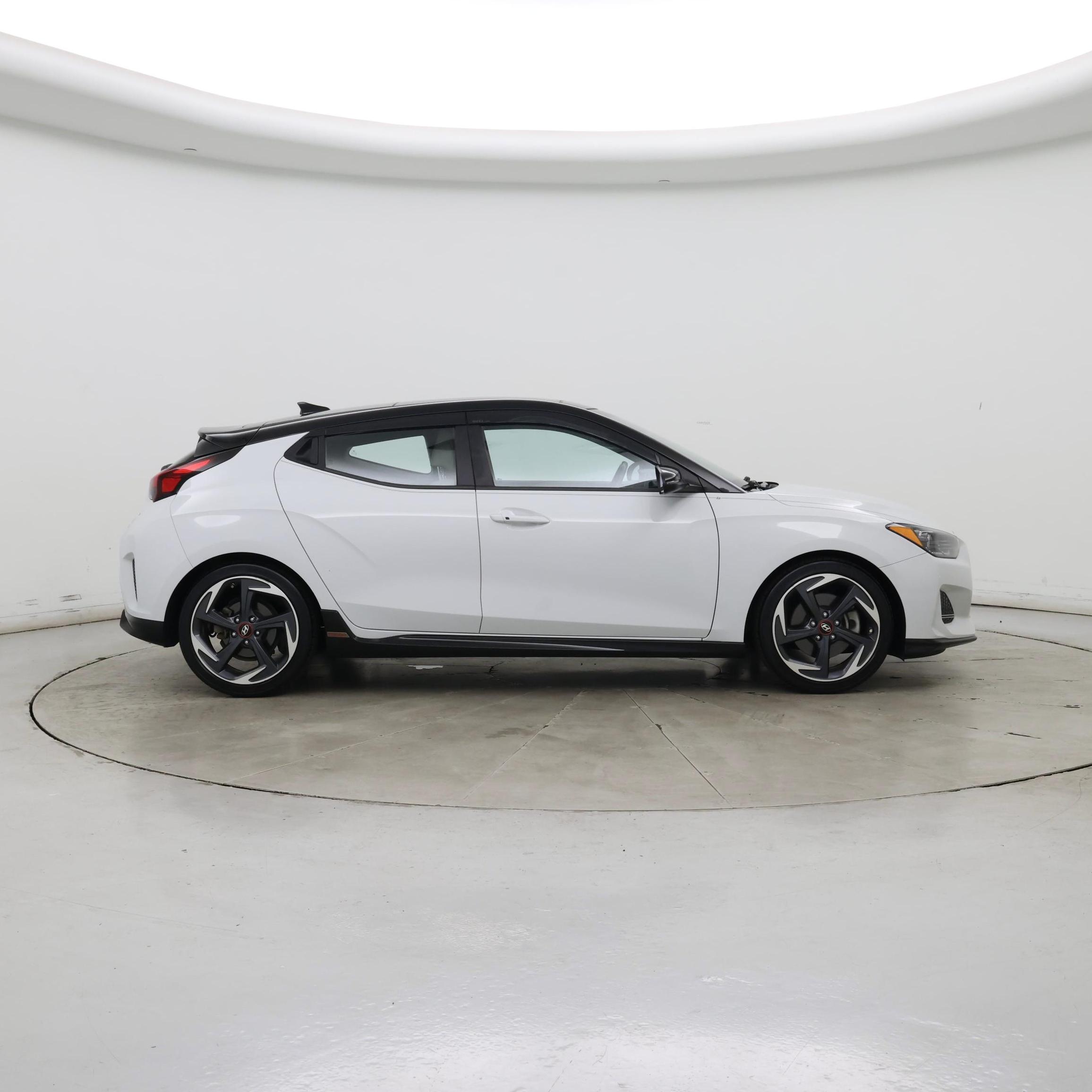 Thumbnail: 2020 Hyundai Veloster - 7