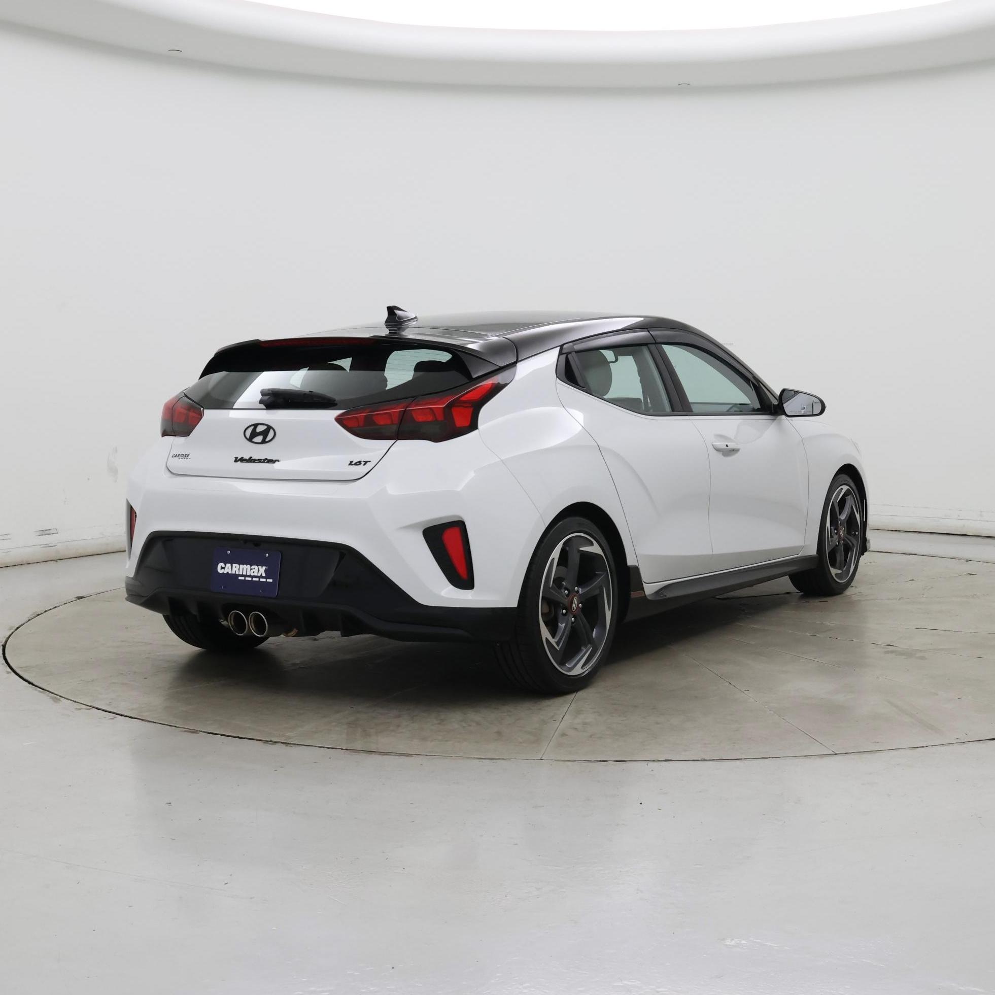 Thumbnail: 2020 Hyundai Veloster - 8