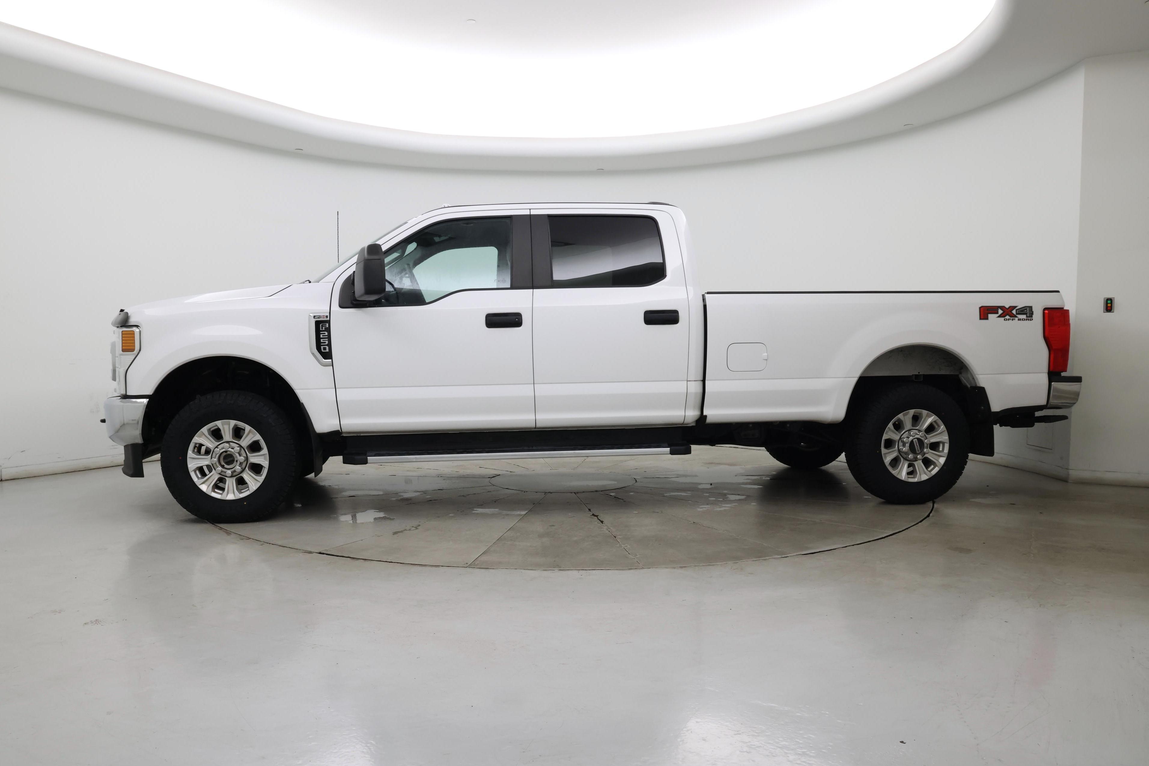 Thumbnail: 2021 Ford F-250 - 3