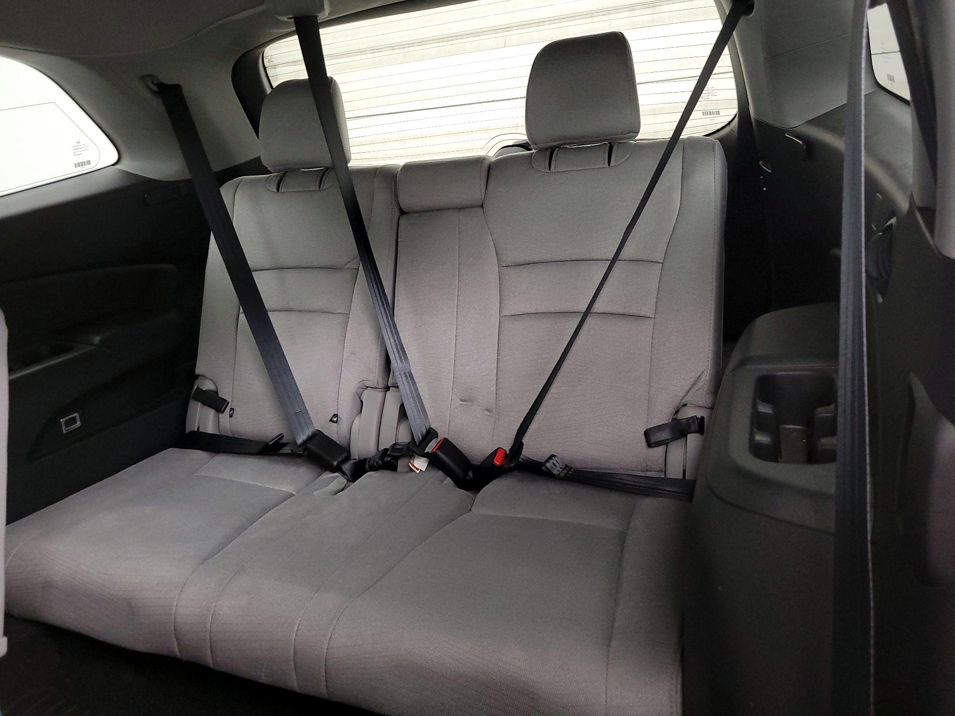 Thumbnail: 2017 Honda Pilot - 20