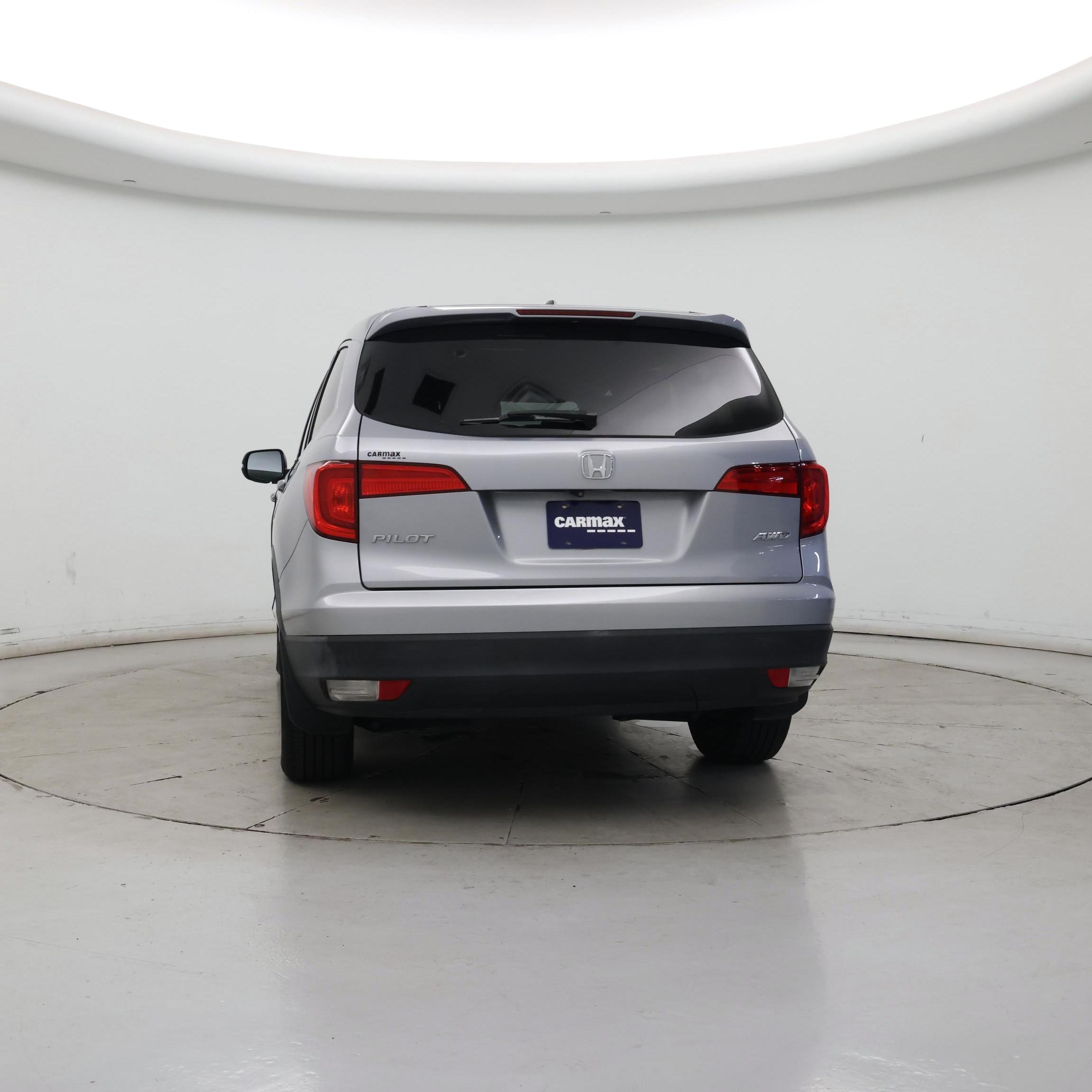 Thumbnail: 2017 Honda Pilot - 6
