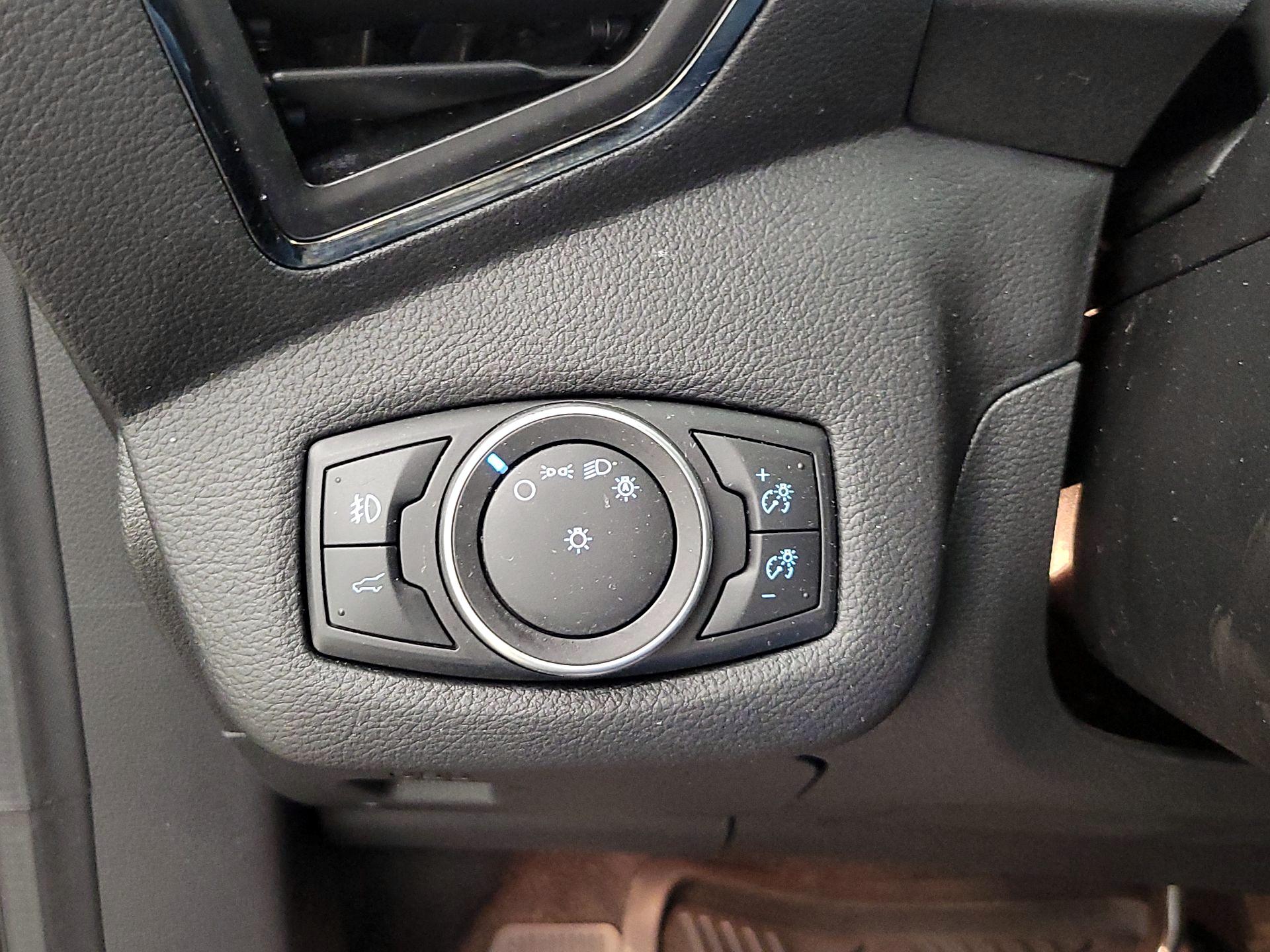 Thumbnail: 2018 Ford Escape - 13
