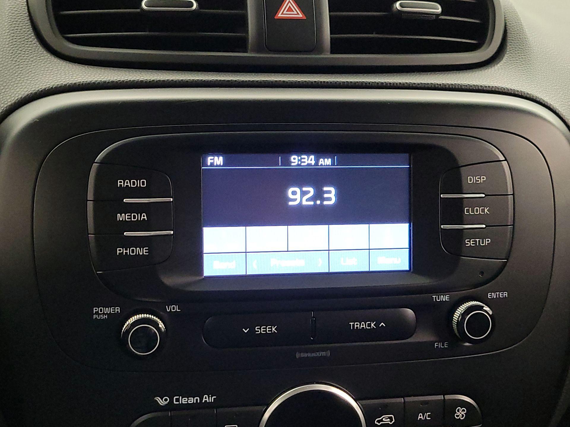 Thumbnail: 2017 Kia Soul - 15