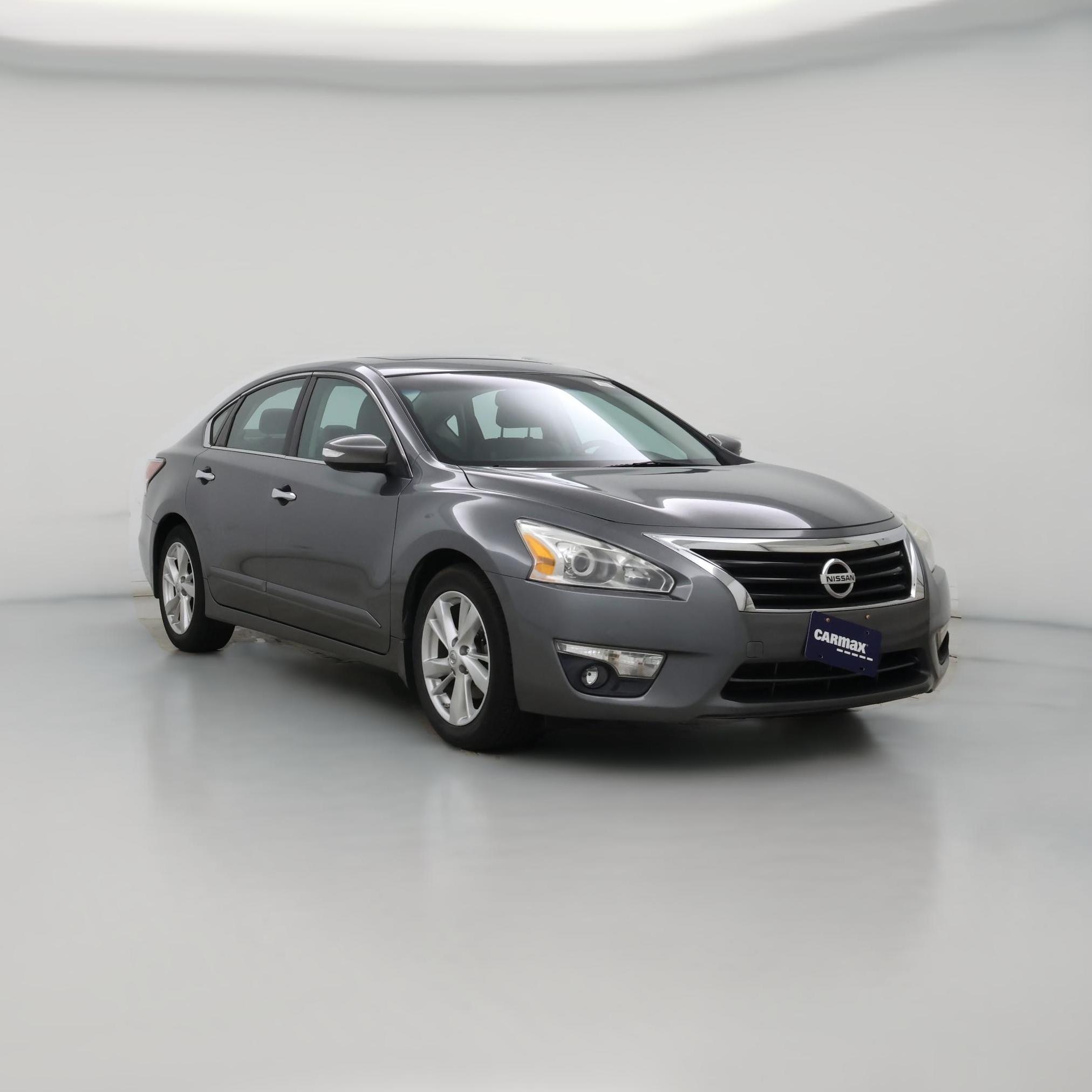 Thumbnail: 2015 Nissan Altima - 1