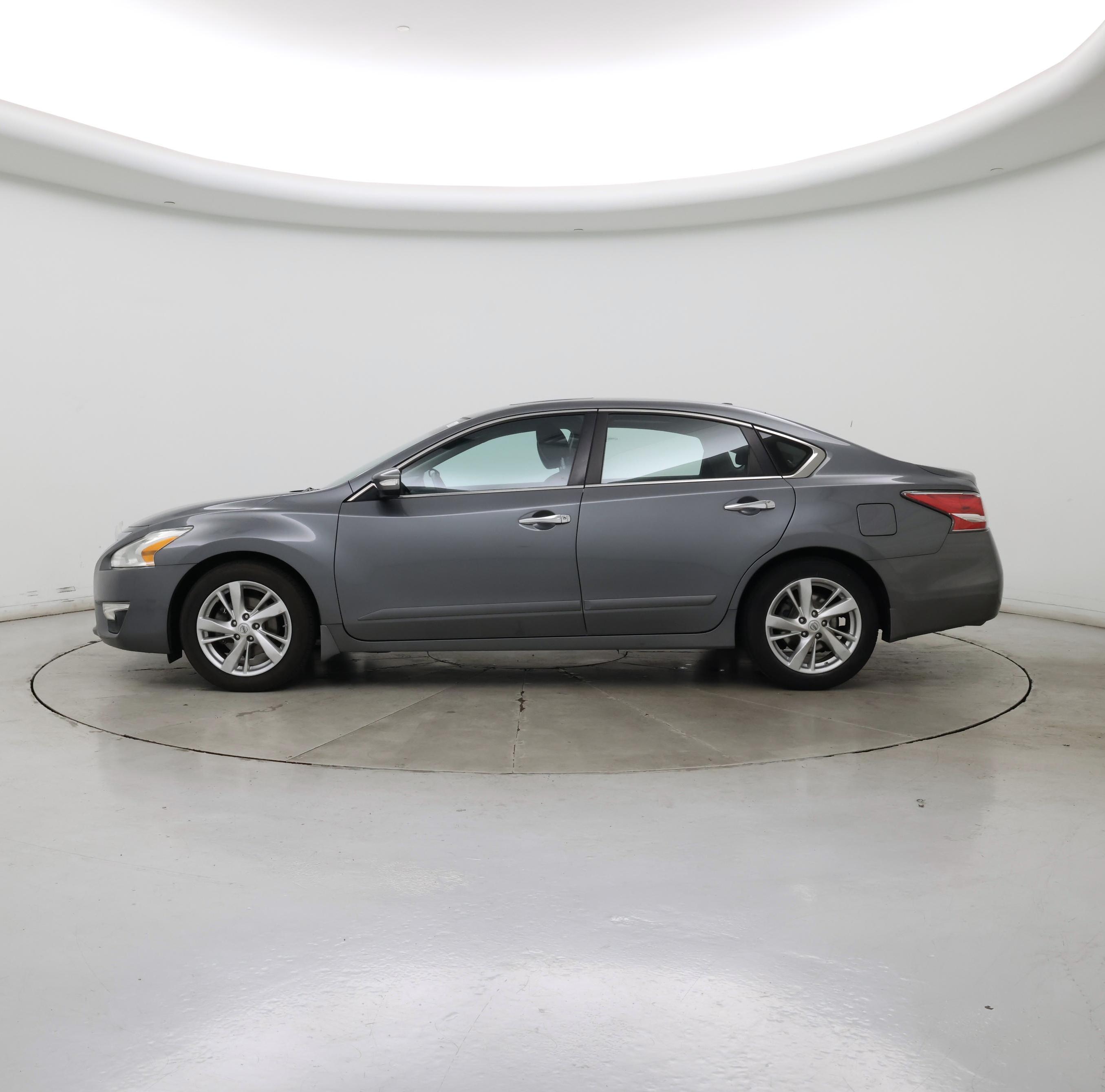 Thumbnail: 2015 Nissan Altima - 3