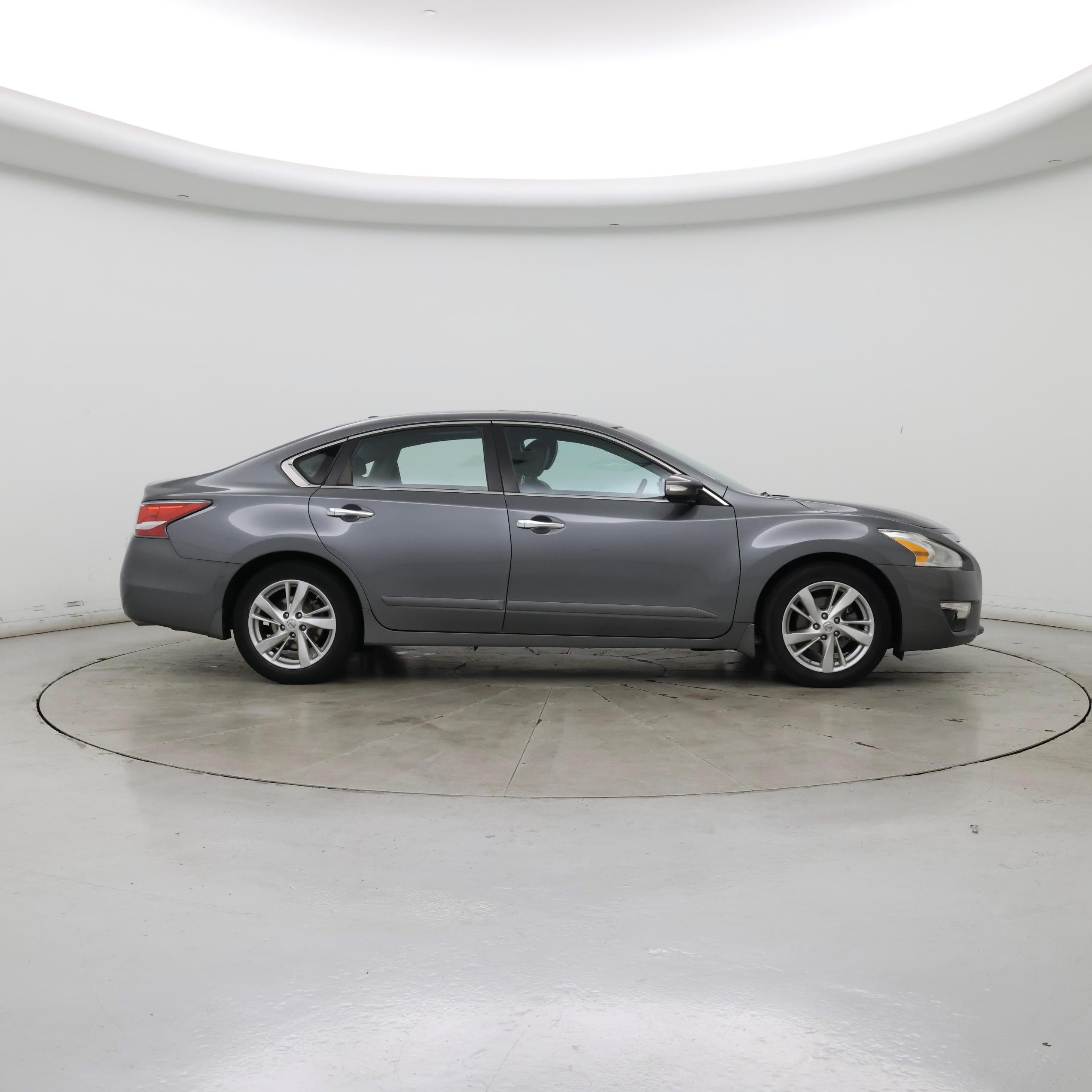 Thumbnail: 2015 Nissan Altima - 7