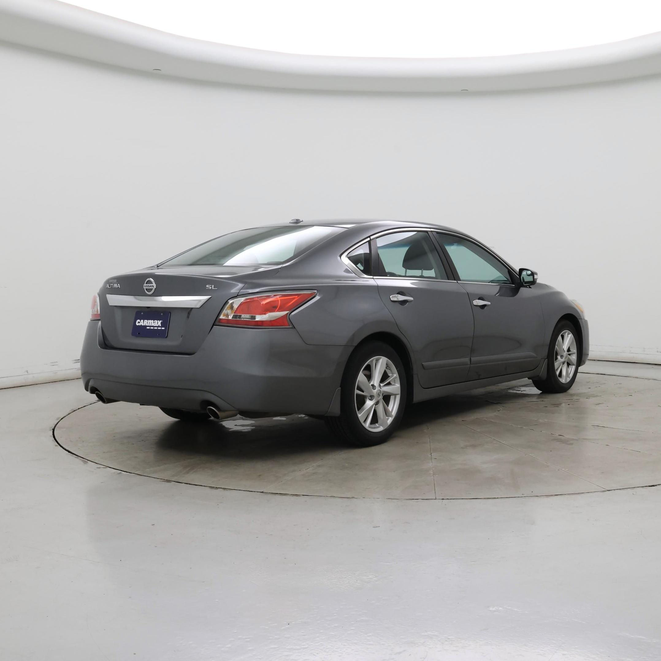 Thumbnail: 2015 Nissan Altima - 8