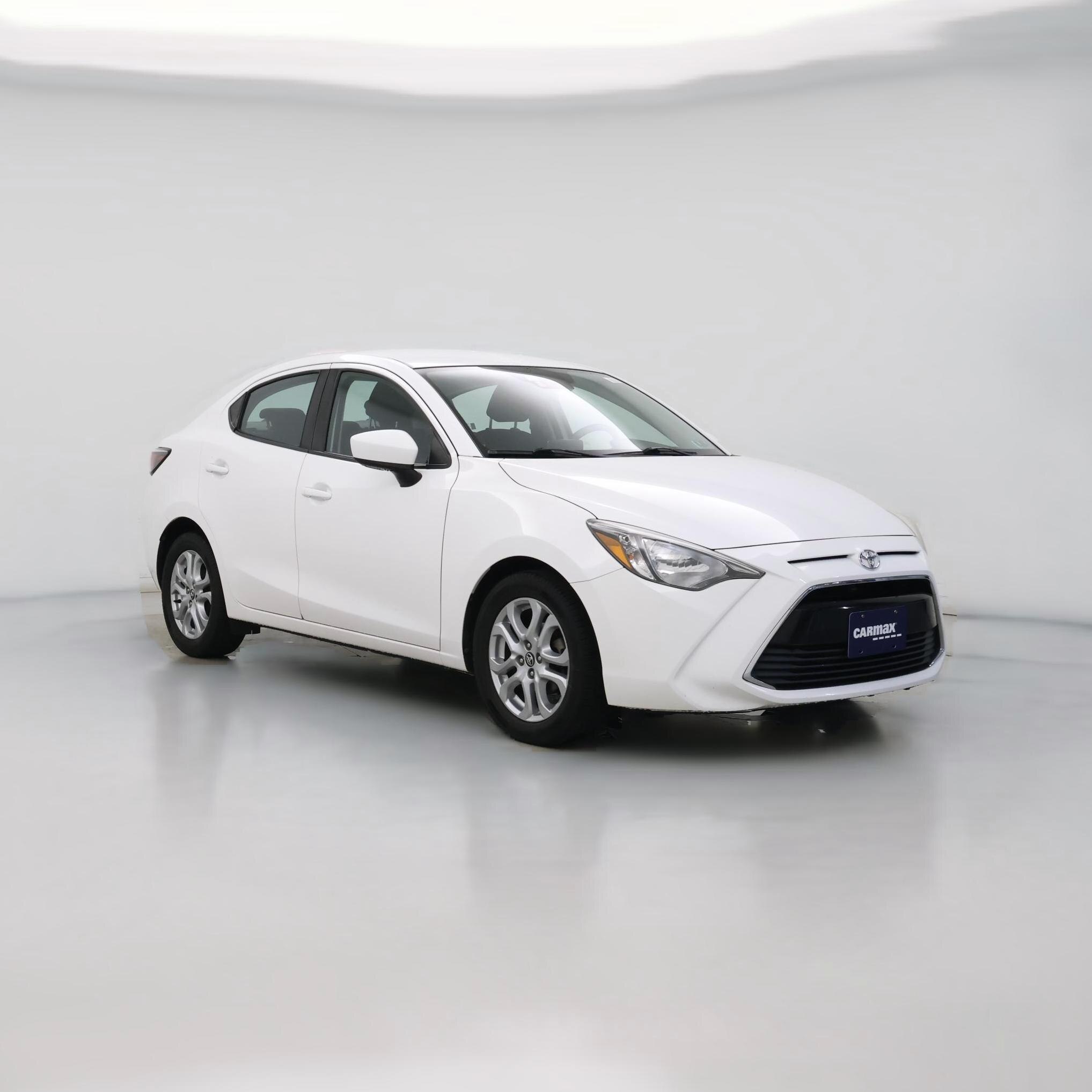 Thumbnail: 2018 Toyota Yaris iA - 1