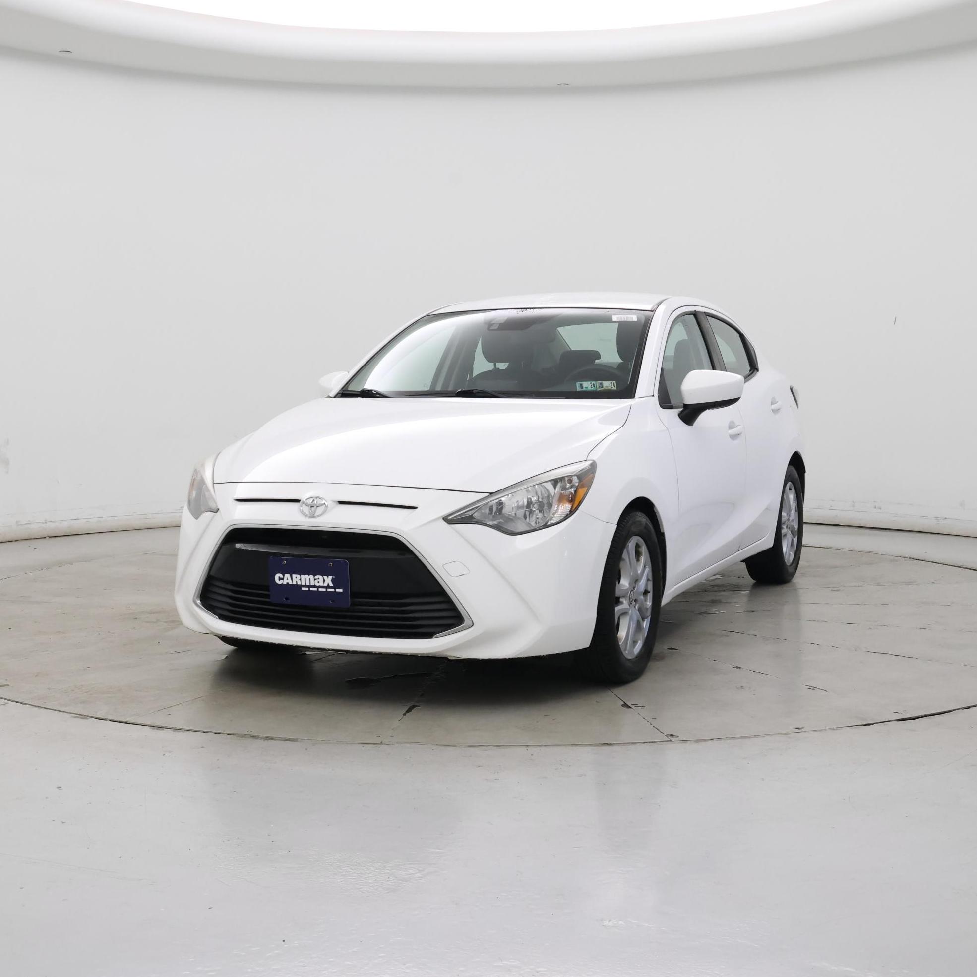 Thumbnail: 2018 Toyota Yaris iA - 4